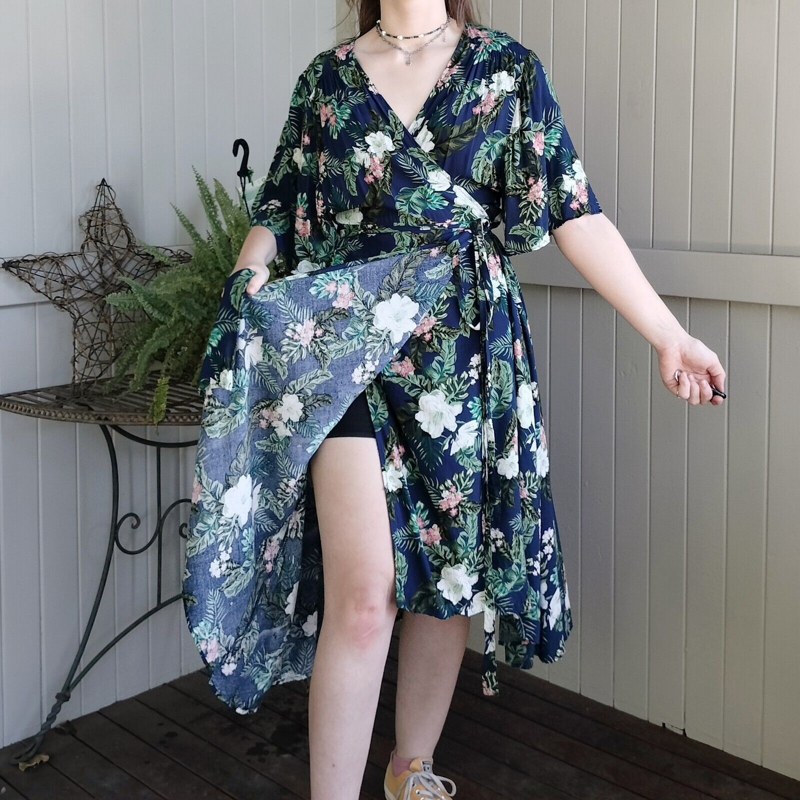 Designer Ivory Dress Floral Wrap Midi Bell Sleeve Ruffle Cocktail Size L / US 10 / IT 46 - 5 Thumbnail