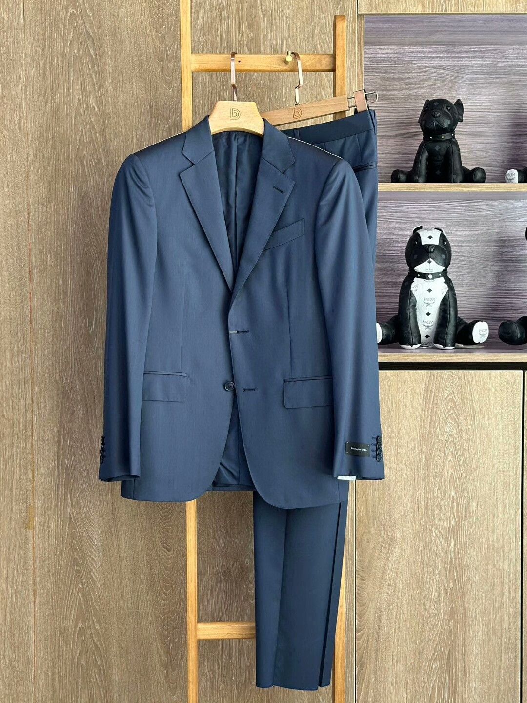 Ermenegildo Zegna Ermenegildo Zegna Dark Blue Wool Suit Size US S / EU 44-46 / 1 - 1 Thumbnail