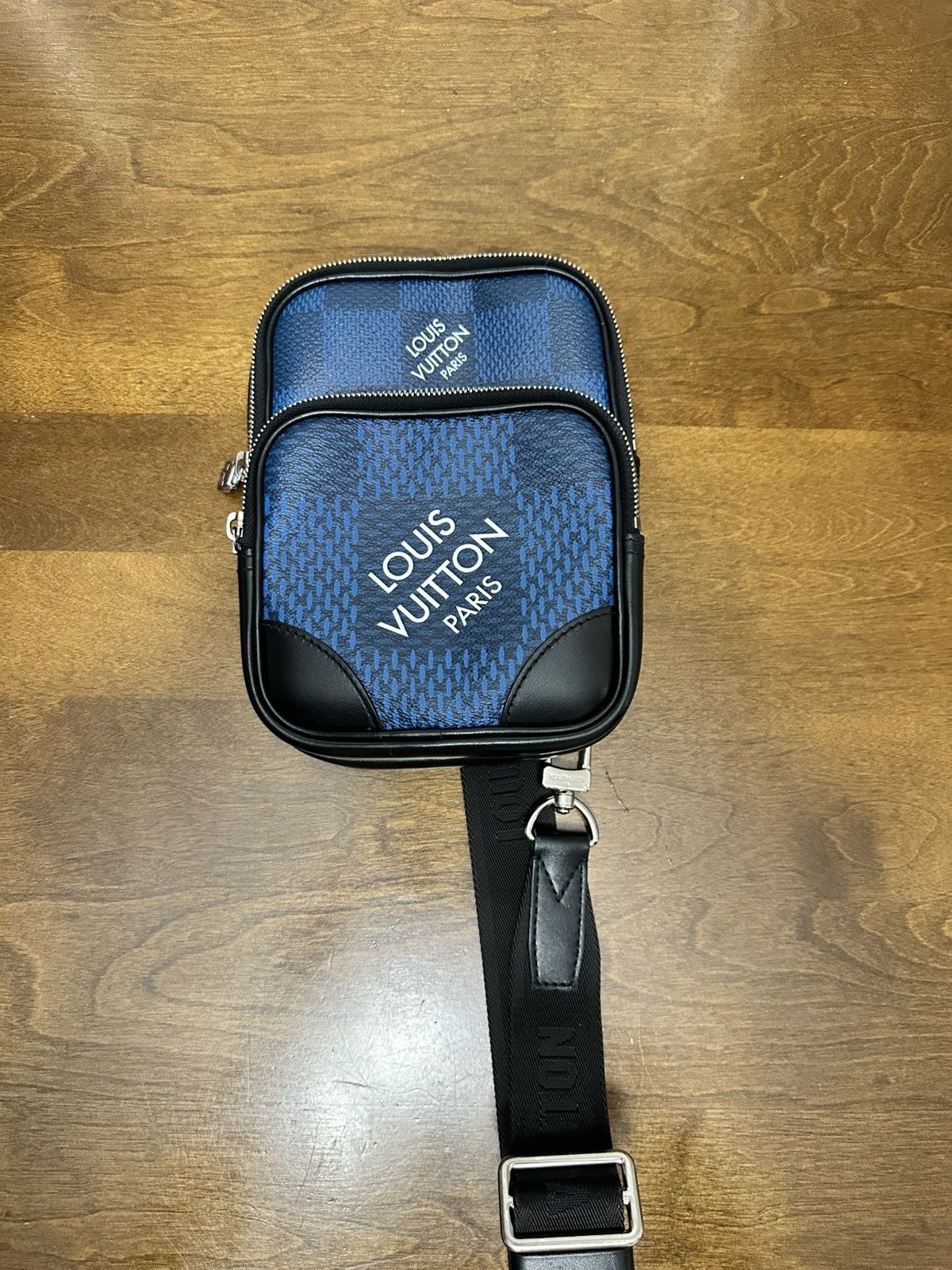 Louis Vuitton Louis vuitton sling bag Size ONE SIZE - 1 Thumbnail