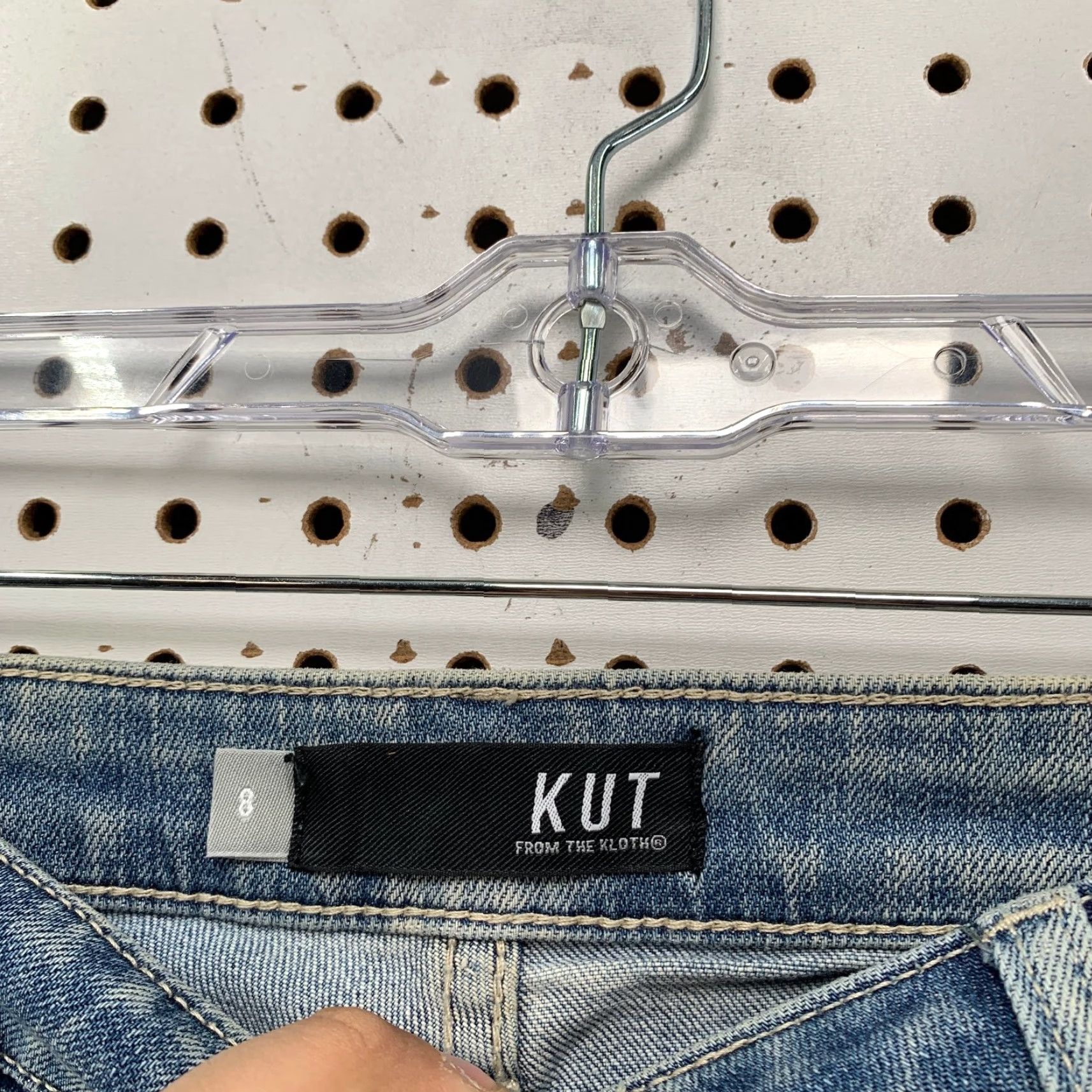 Vintage KUT from the Kloth Kelsey Jeans Womens 8 Blue High Rise Flare 27in Inseam 31in Waist Boho Modern Denim Jeans Womens 8 Regular Blue Flared 8 Size 30" / US 8 / IT 44 - 4 Thumbnail