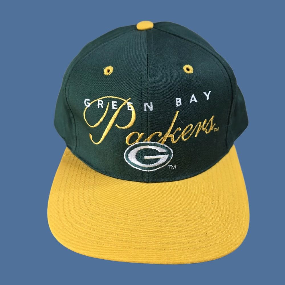 Drew VINTAGE Drew Pearson Green Bay Packers Snapback Hat Script Spell Out Logo One Size Green Mens Casual Football NFL 90s Classic Adjustable Hat Size ONE SIZE - 1 Thumbnail