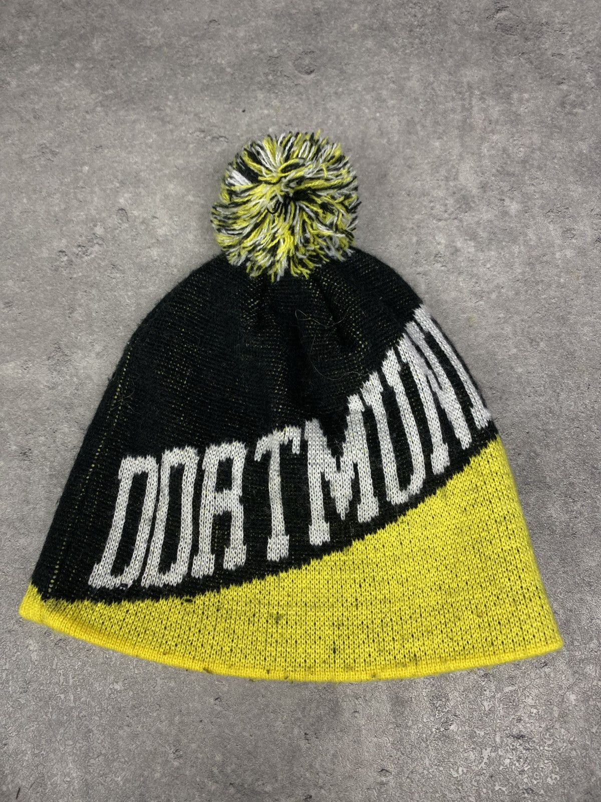 New Era Hat Borussia Dortmund new era RARE VINTAGE CASUAL STREETWEAR Size ONE SIZE - 3 Thumbnail