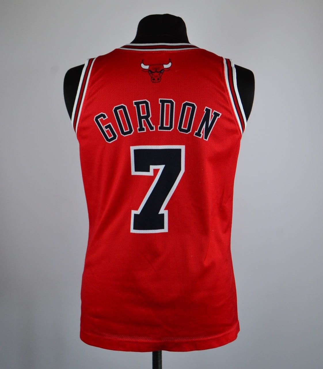 Champion × NBA CHICAGO BULLS USA GORDON BASKETBALL SHIRT JERSEY CHAMPION Size US S / EU 44-46 / 1 - 5 Thumbnail