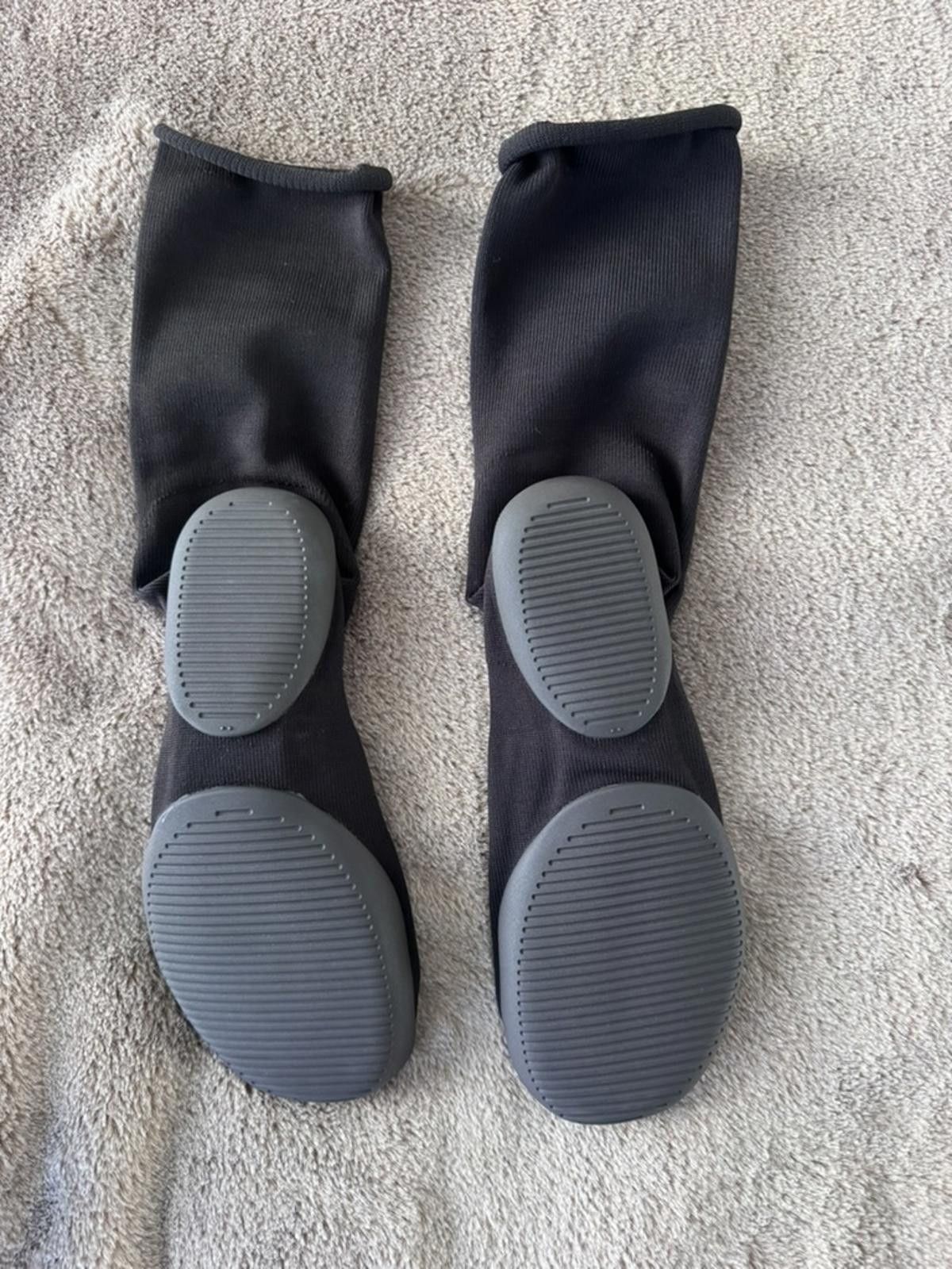 Yeezy YZY Pod Black Size 2 Size US 9 / EU 42 - 3 Thumbnail