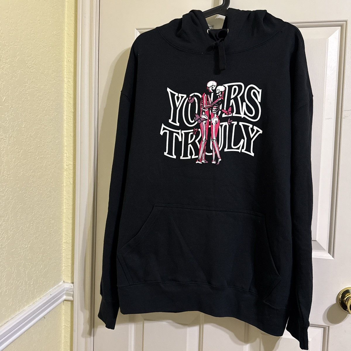 Other Yours Truly Hoodie Size US L / EU 52-54 / 3 - 1 Thumbnail