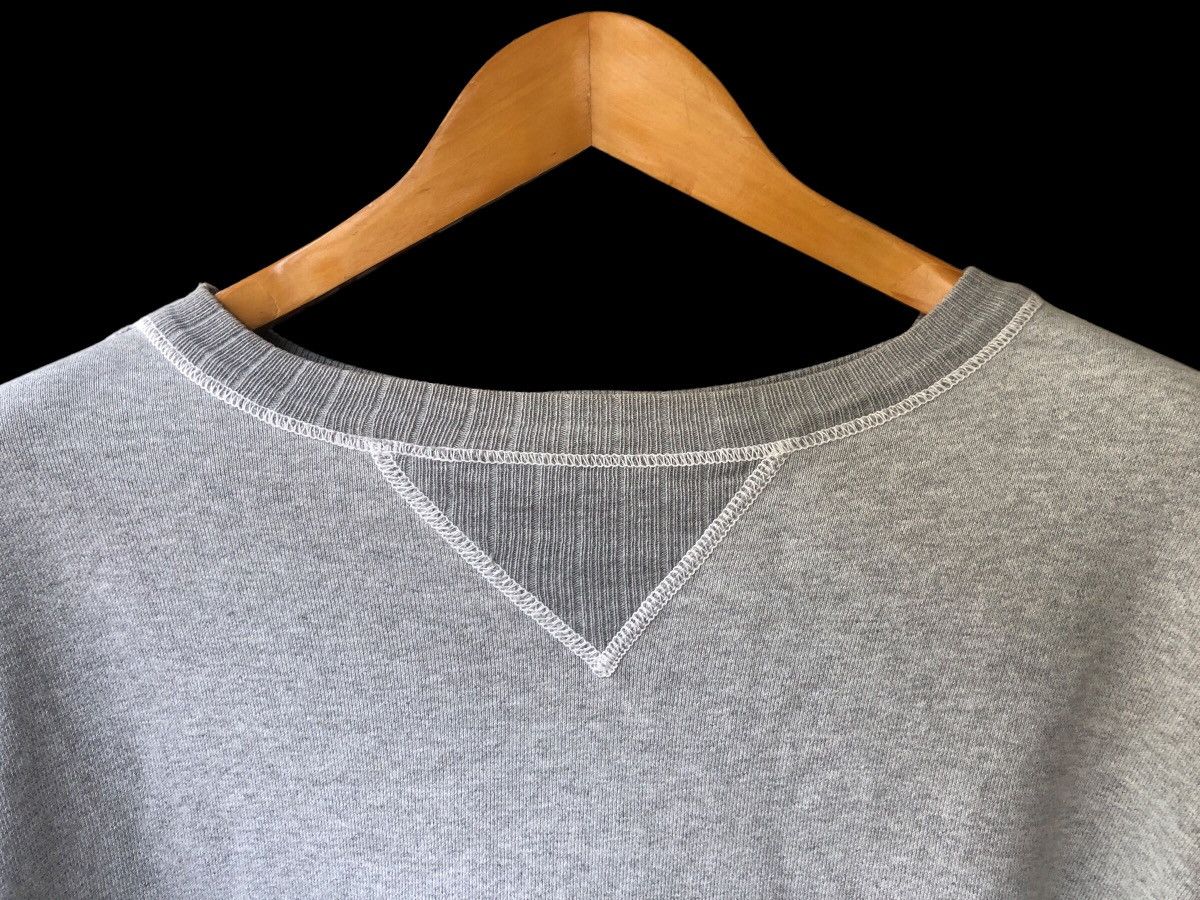 Japanese Brand SWEET WATER DOUBLE V TWO TONE SWEATSHIRT Size US L / EU 52-54 / 3 - 2 Thumbnail