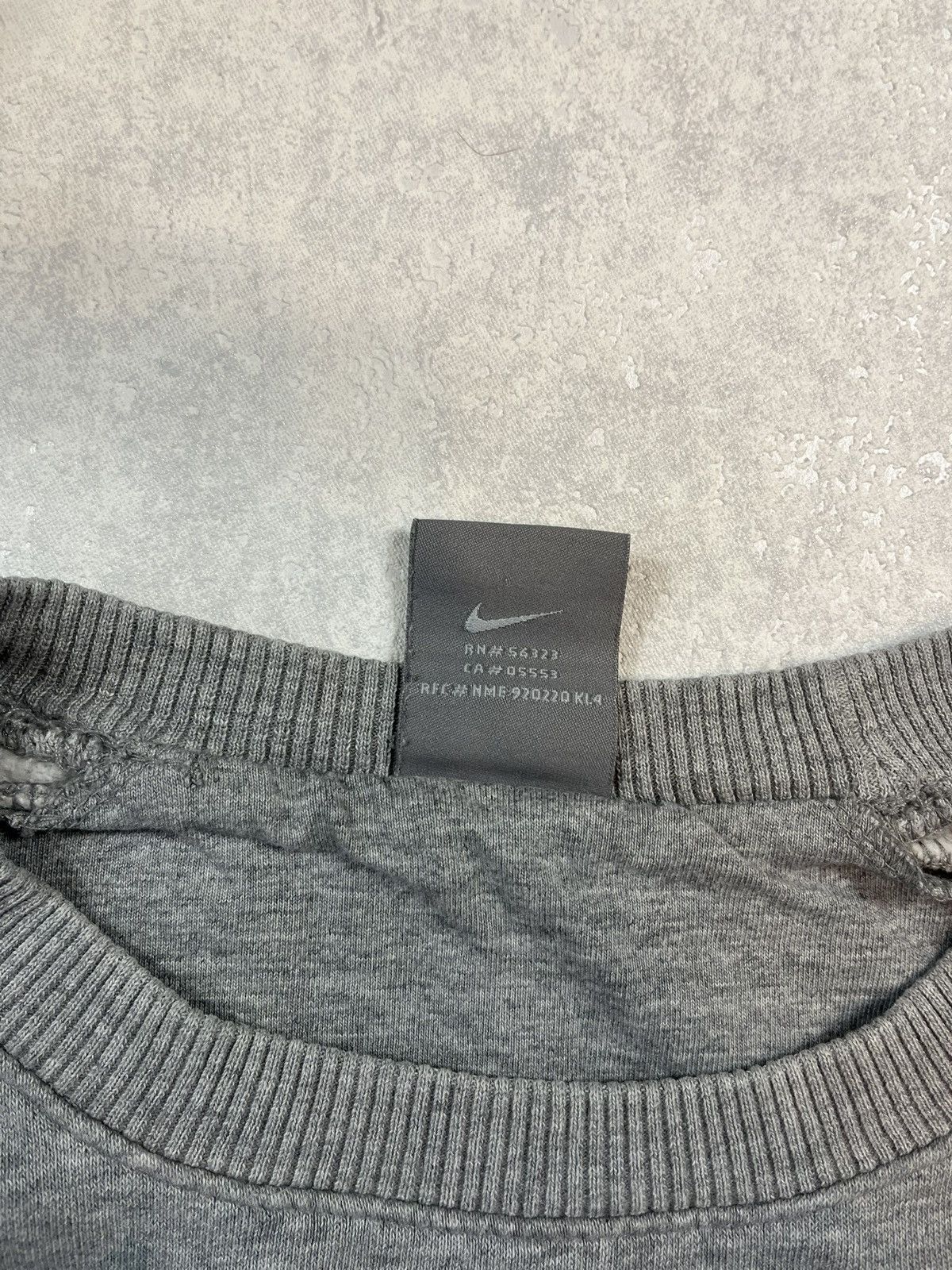 Nike × Vintage 90s Nike Big Retro Logo Vintage Y2K Oversized Sweatshirt Size US M / EU 48-50 / 2 - 4 Thumbnail