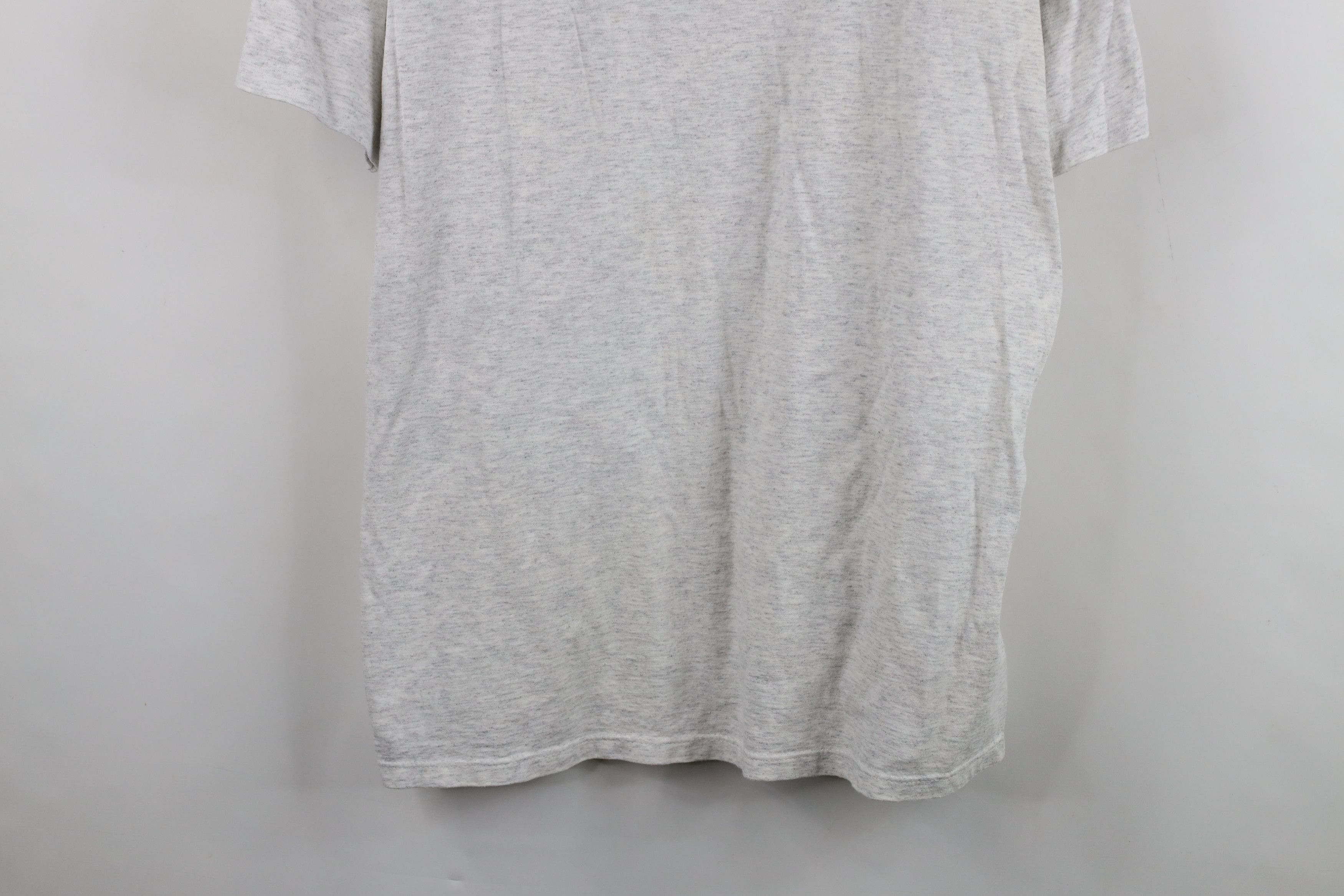 Umbro Vintage 90s Umbro Futbol Goalkeeper Goalie Big Hands T-Shirt Size US XL / EU 56 / 4 - 3 Thumbnail