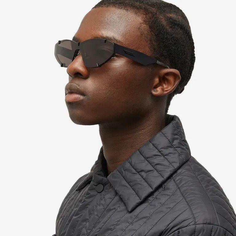 Bottega Veneta o1tko10125 Size: OS / Cat-Eye Metallic Sunglasses in Black Size ONE SIZE - 4 Thumbnail