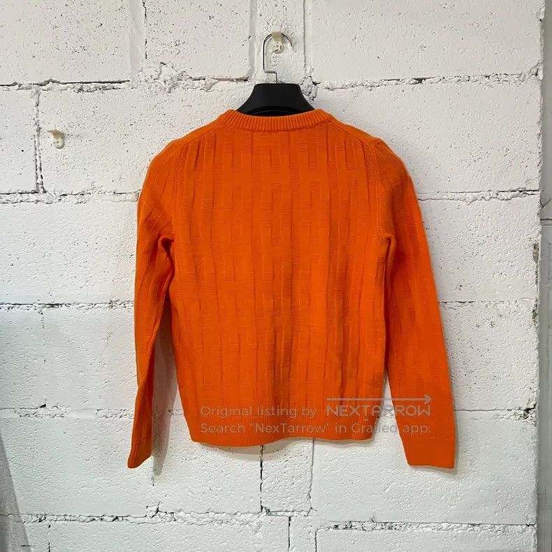 Hermes Hermes Orange Wool Knit Sweater, Classic Round Neck Design Size XS / US 0-2 / IT 36-38 - 2 Thumbnail
