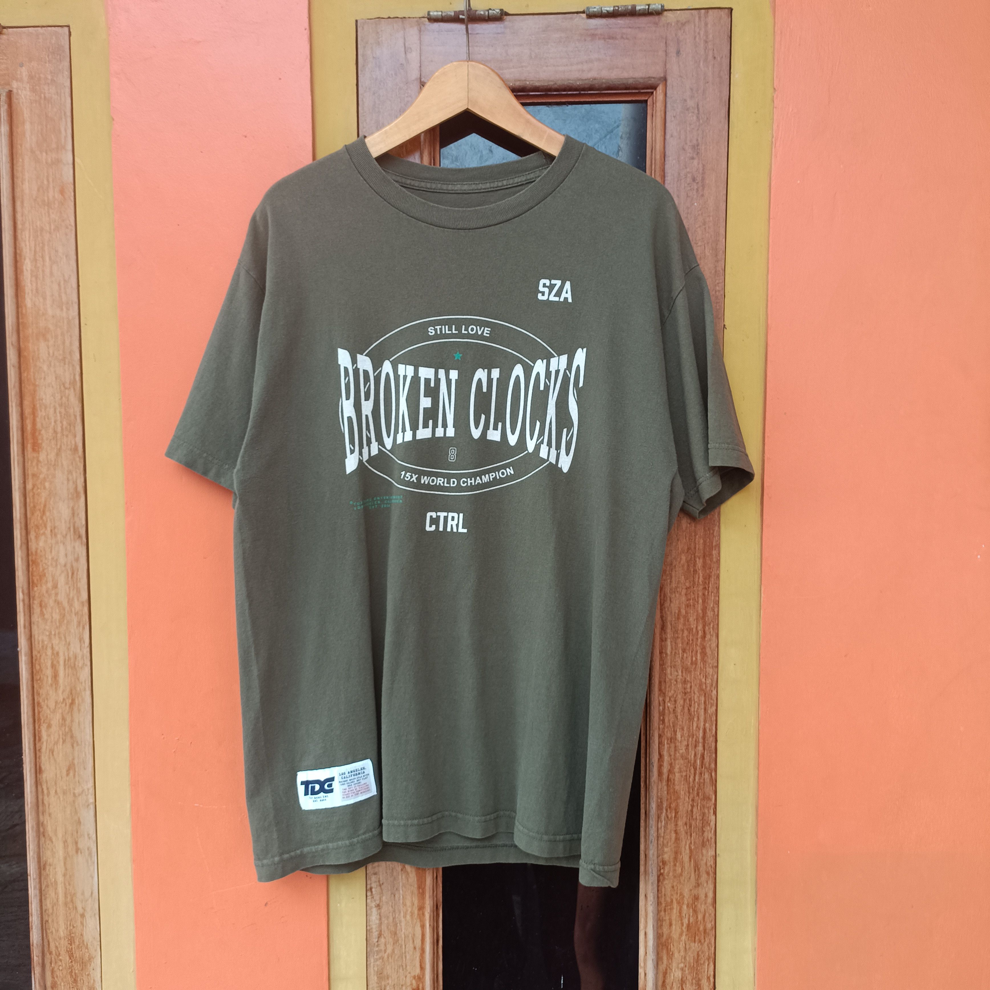 Band Tees RARE OFFICIAL SZA BROKEN CLOCKS Size US L / EU 52-54 / 3 - 6 Thumbnail