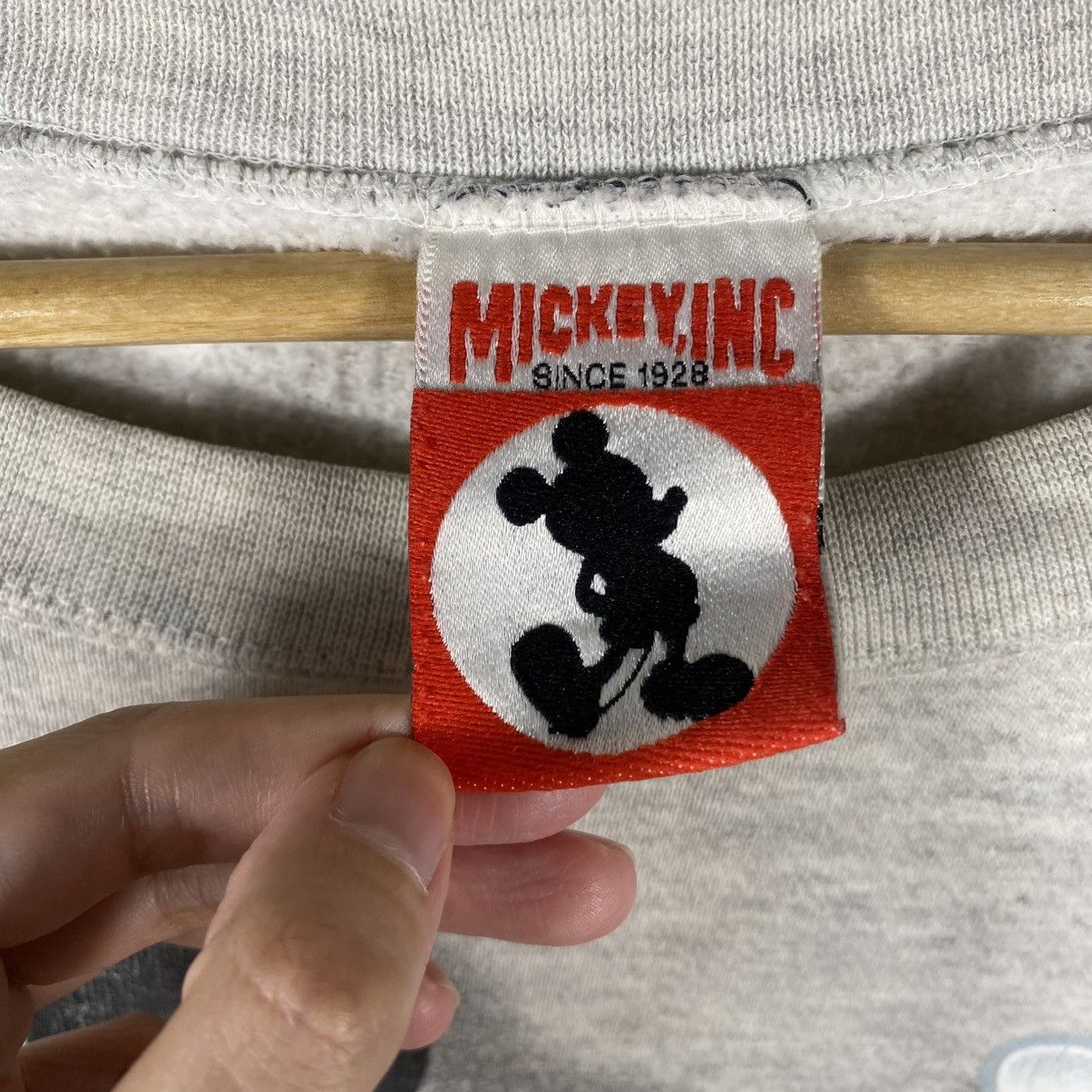 Mickey Mouse Vintage 90's MICKEY MOUSE Big Sweatshirt 2-Large Size Size US XXL / EU 58 / 5 - 9 Thumbnail