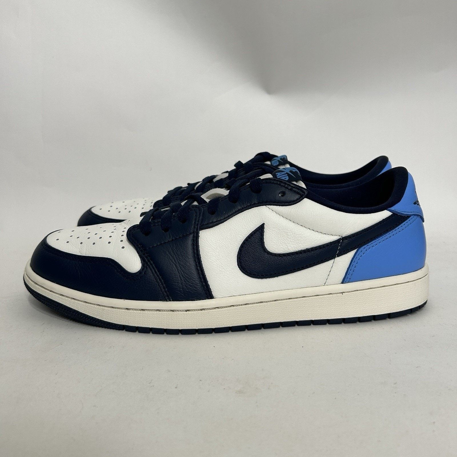 Jordan Brand Nike Air Jordan 1 Low Retro OG “Obsidian UNC” CZ0790-400 Size US 13 / EU 46 - 6 Thumbnail
