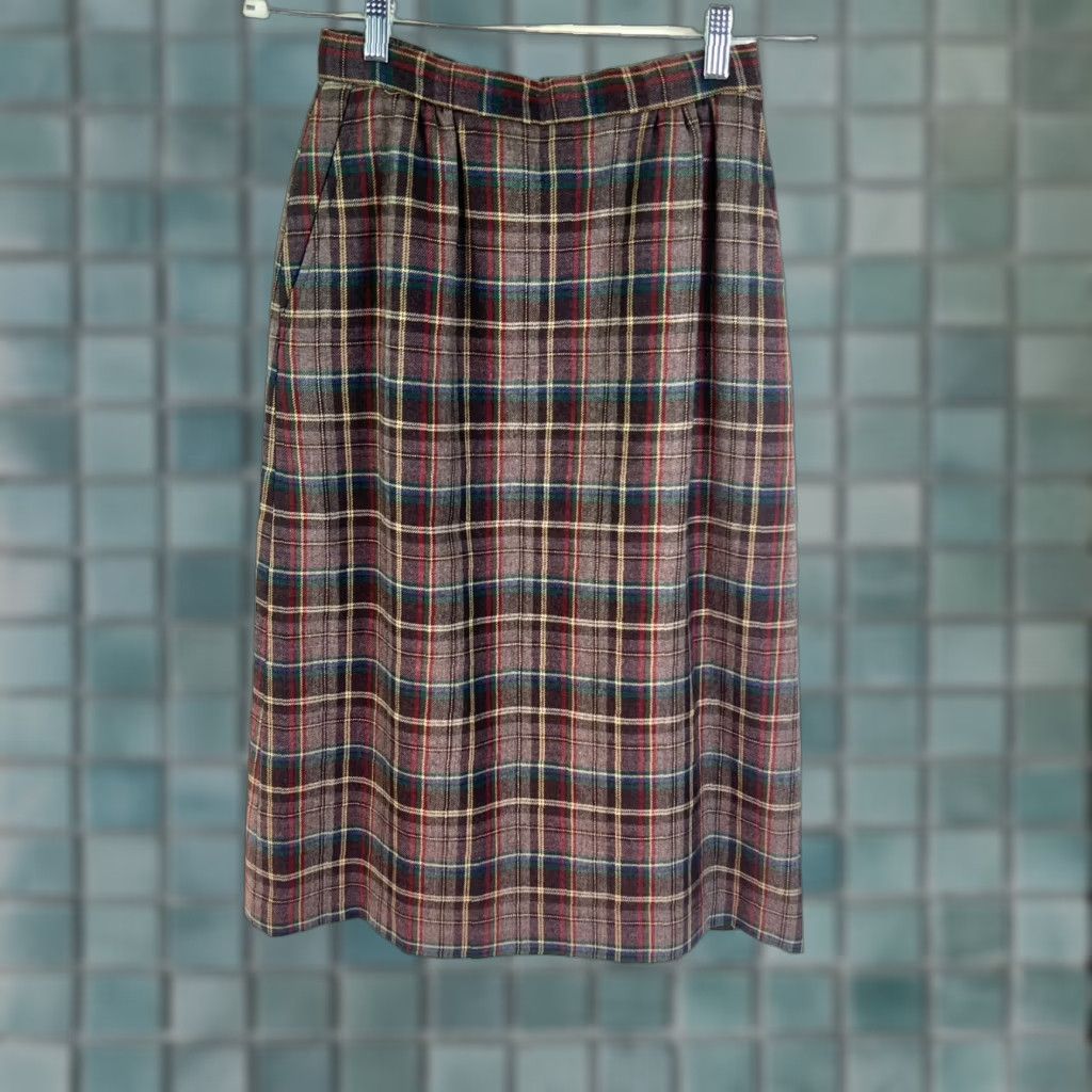Vintage VINTAGE Lady Halrin Wool Plaid Skirt Womens 8 Brown Knee Length Pleated Pockets Zip Preppy Size 30" / US 8 / IT 44 - 1 Thumbnail