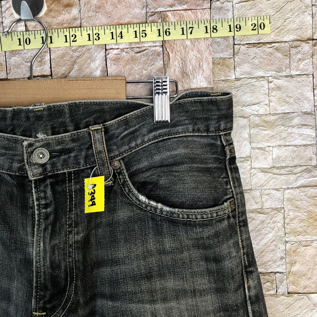 Uniqlo Faded Black Uniqlo vintage Jeans denim #A349 Size US 31 - 9 Thumbnail