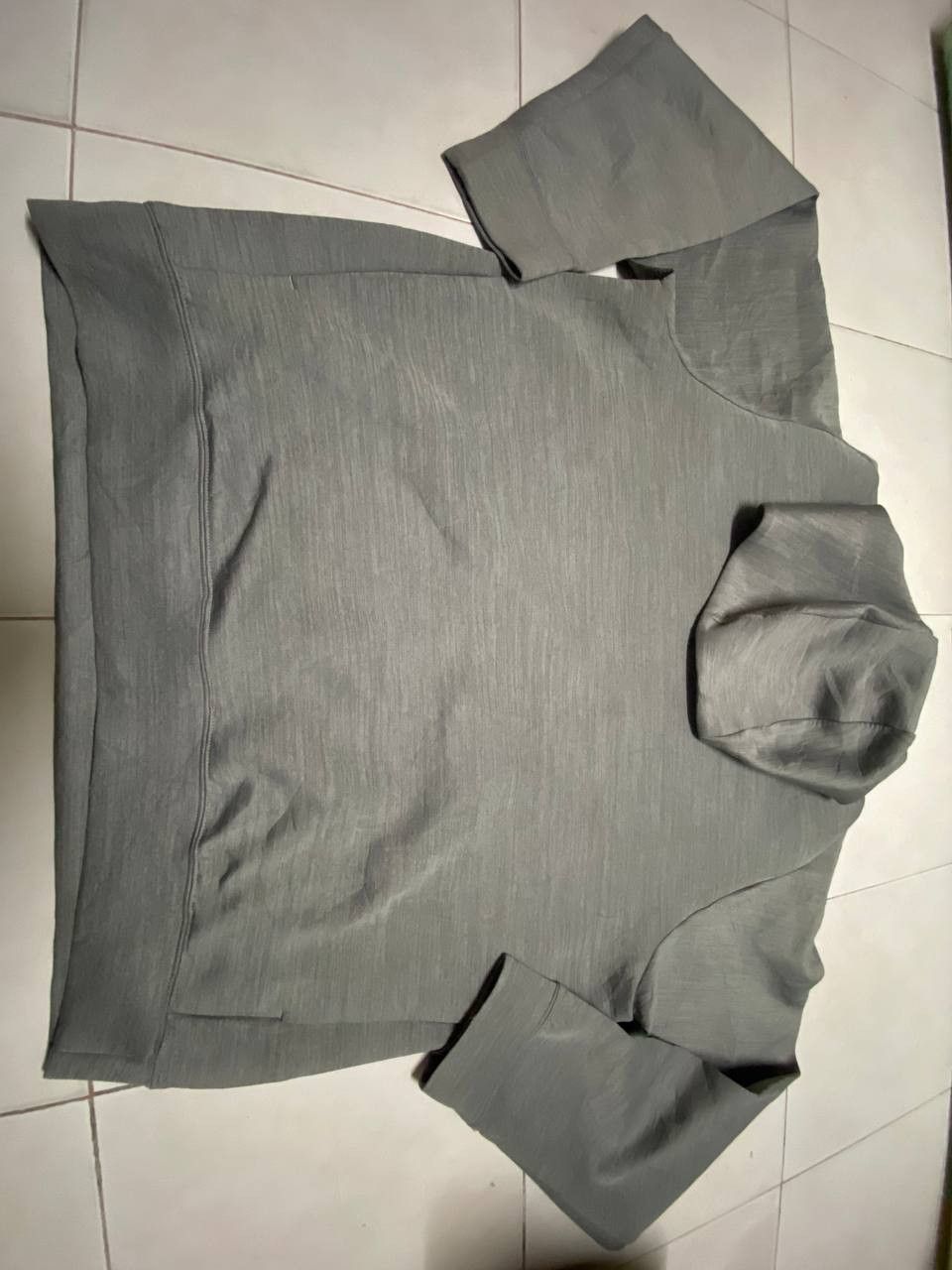 Uniqlo UNIGLO QUICK DRY GREY HOODIES Size US XL / EU 56 / 4 - 4 Thumbnail
