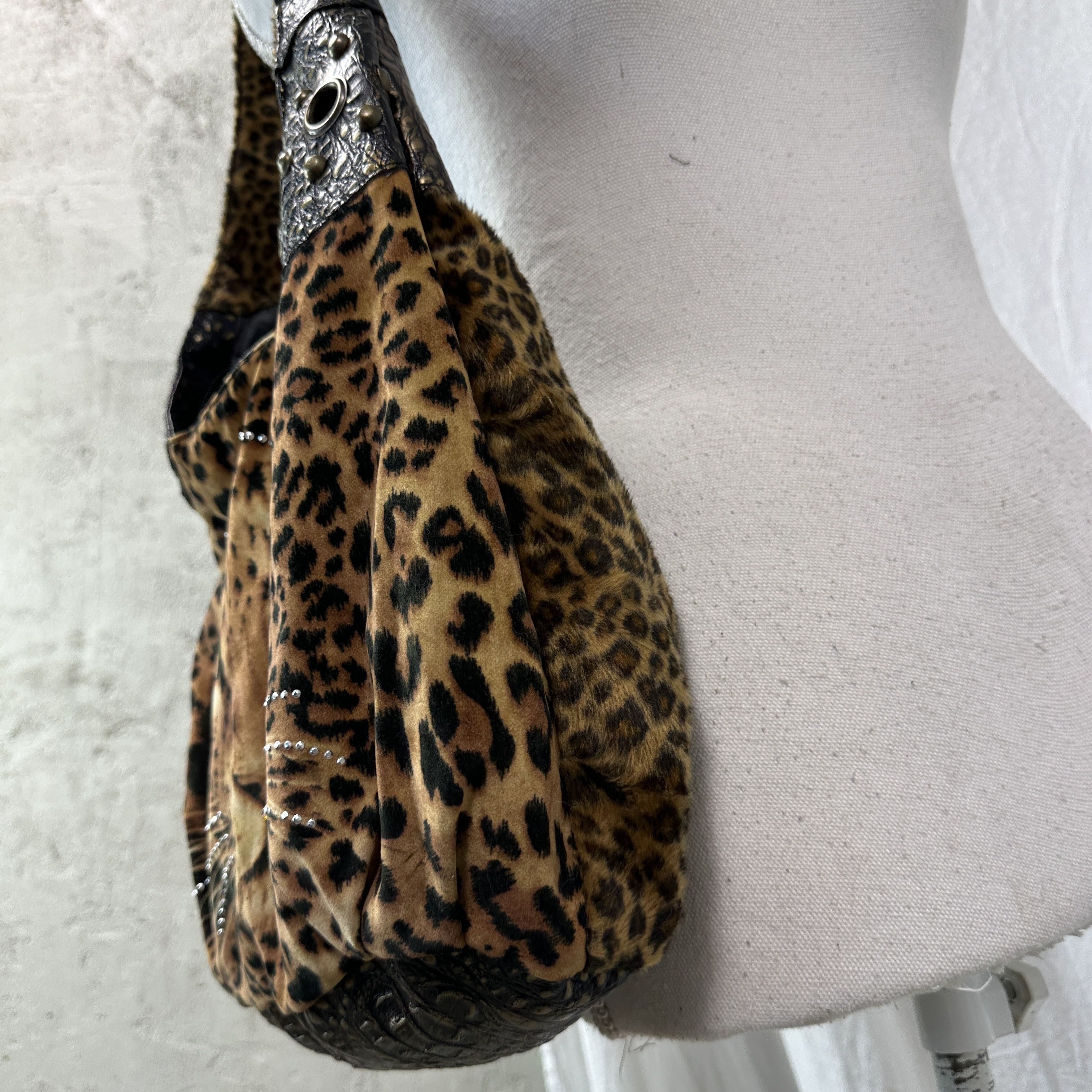 Vintage Vintage Avant Garde Cheetah Hobo Bag 00s Size ONE SIZE - 6 Thumbnail