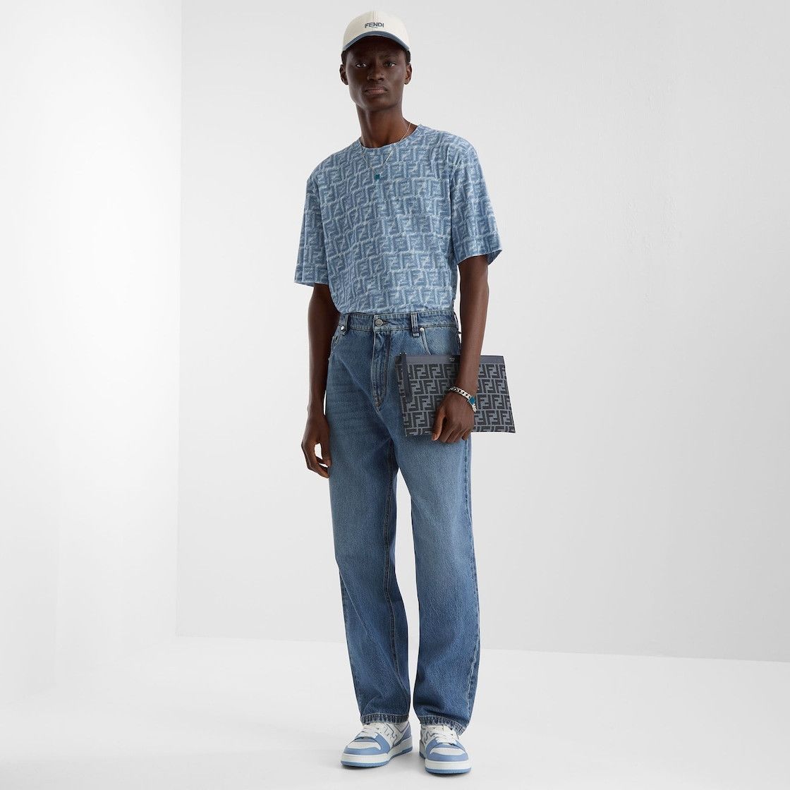 Fendi o1s1wg111025 Long Jeans in Blue Size US 30 / EU 46 - 4 Thumbnail