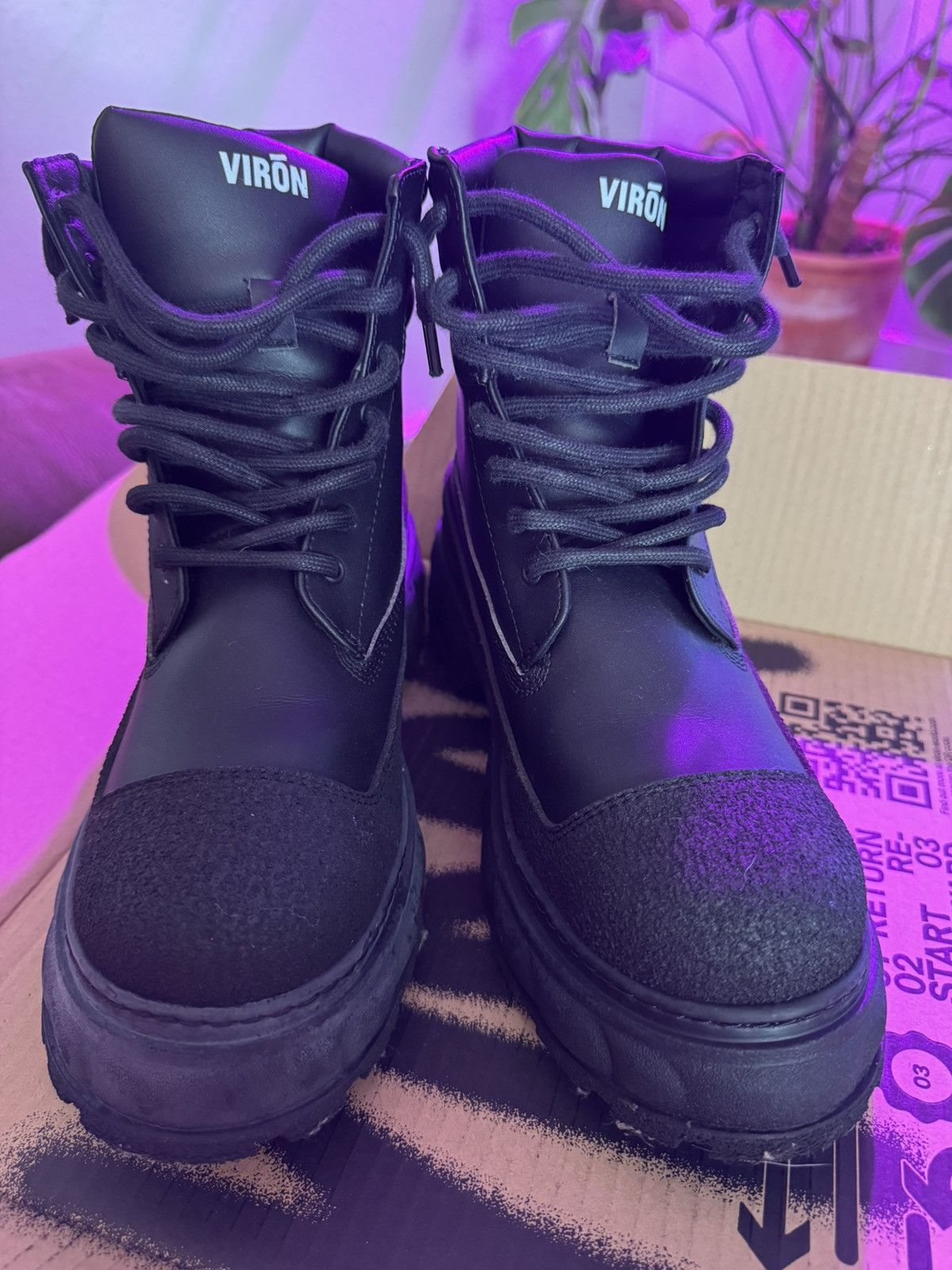 VIRON Virón Black Resist Boots Size US 8.5 / EU 41-42 - 3 Thumbnail