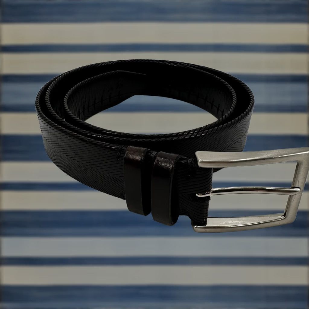 Japanese Brand × Oakley × Vintage Vintage Y2K Oakley Skull Buckle