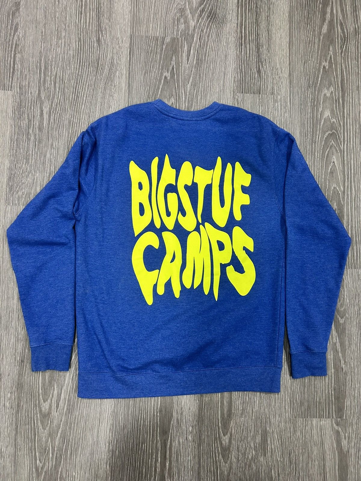 Independent Trading Co. Blue crewneck sweatshirt with "Hello" design Size US L / EU 52-54 / 3 - 4 Thumbnail