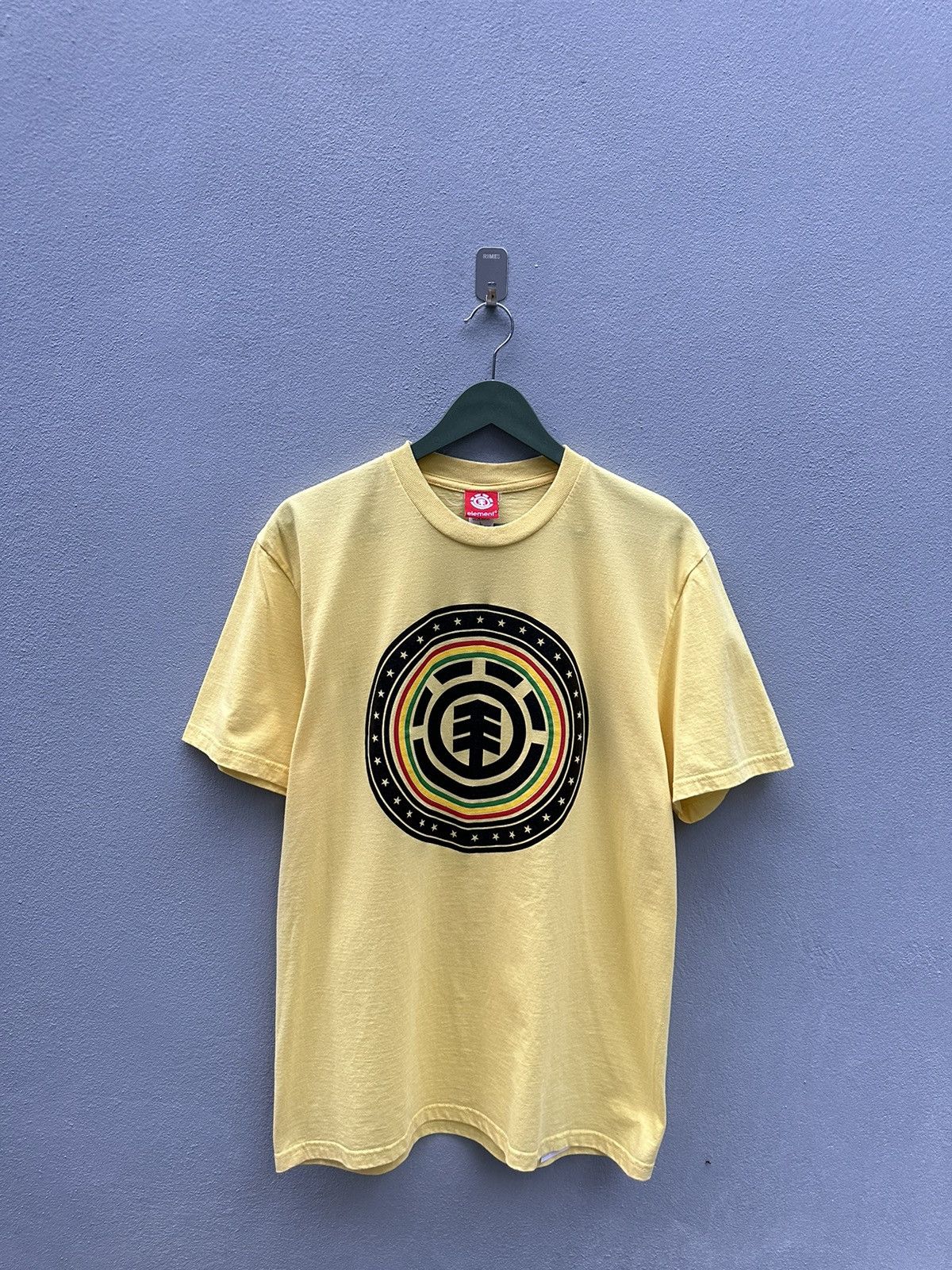 Element Vintage Element Big Logo Streetwear Tshirt A119 Size US M / EU 48-50 / 2 - 1 Thumbnail