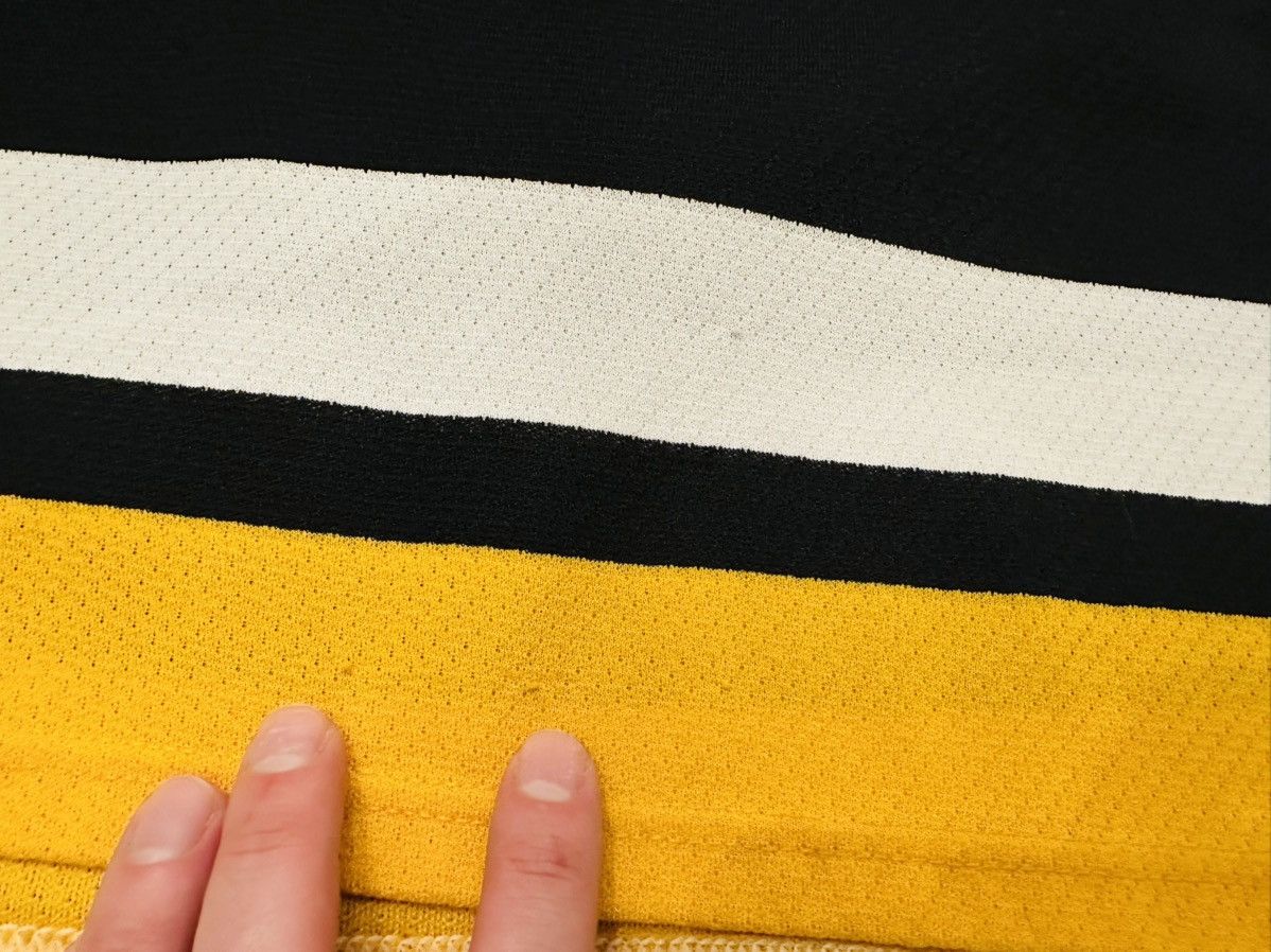 Ccm VTG CCM Maska Pittsburgh Penguins Men’s Hockey Jersey-Sz Med Size US M / EU 48-50 / 2 - 3 Thumbnail