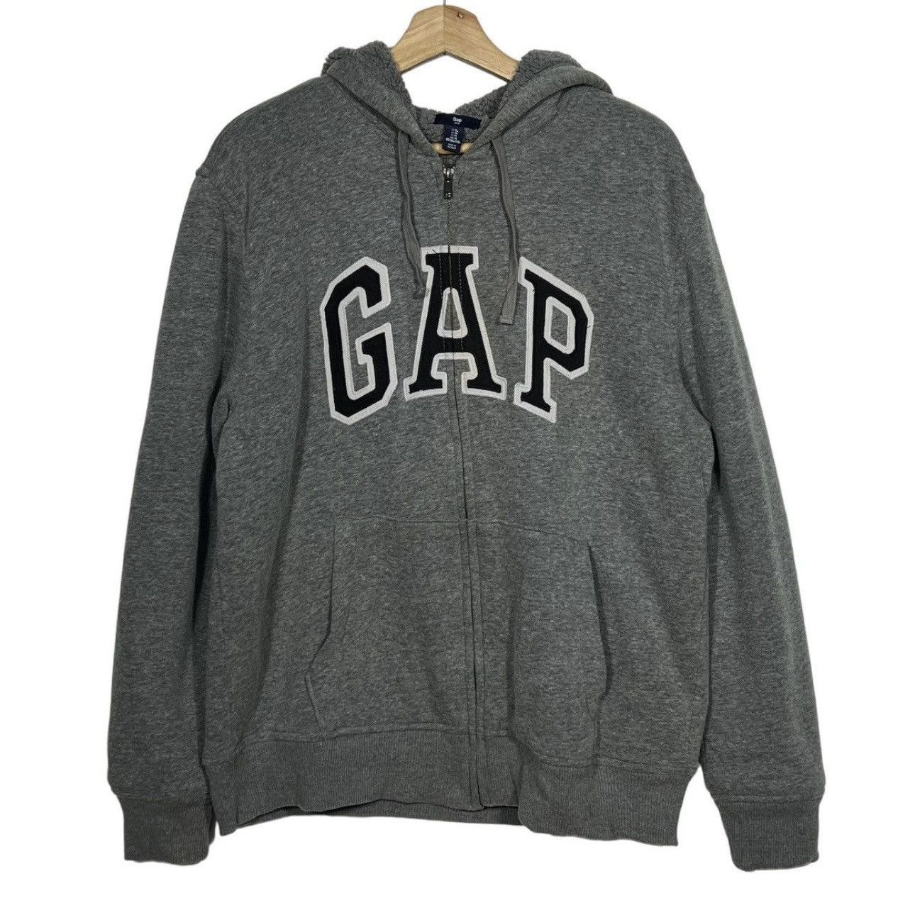 Gap Gap hoodies big logo embroidered Size US XL / EU 56 / 4 - 1 Thumbnail