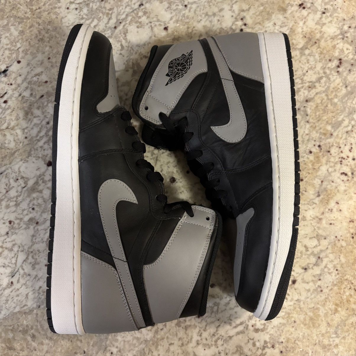 Jordan Brand Size 12- Jordan 1 high OG Shadow (2013) BRAND NEW Size US 12 / EU 45 - 11 Thumbnail