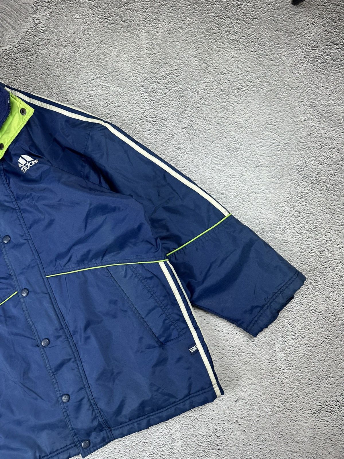 Adidas Vintage Adidas Down Puffer Jacket Striped Nylon Y2K Style Size US S / EU 44-46 / 1 - 5 Thumbnail