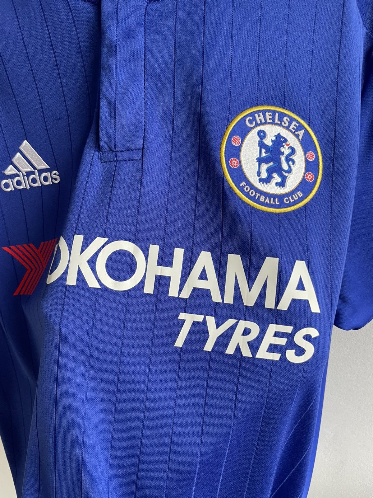 Vintage Chelsea 2015 2016 Home Football Shirt Soccer Jersey Adidas Size US XL / EU 56 / 4 - 9 Thumbnail