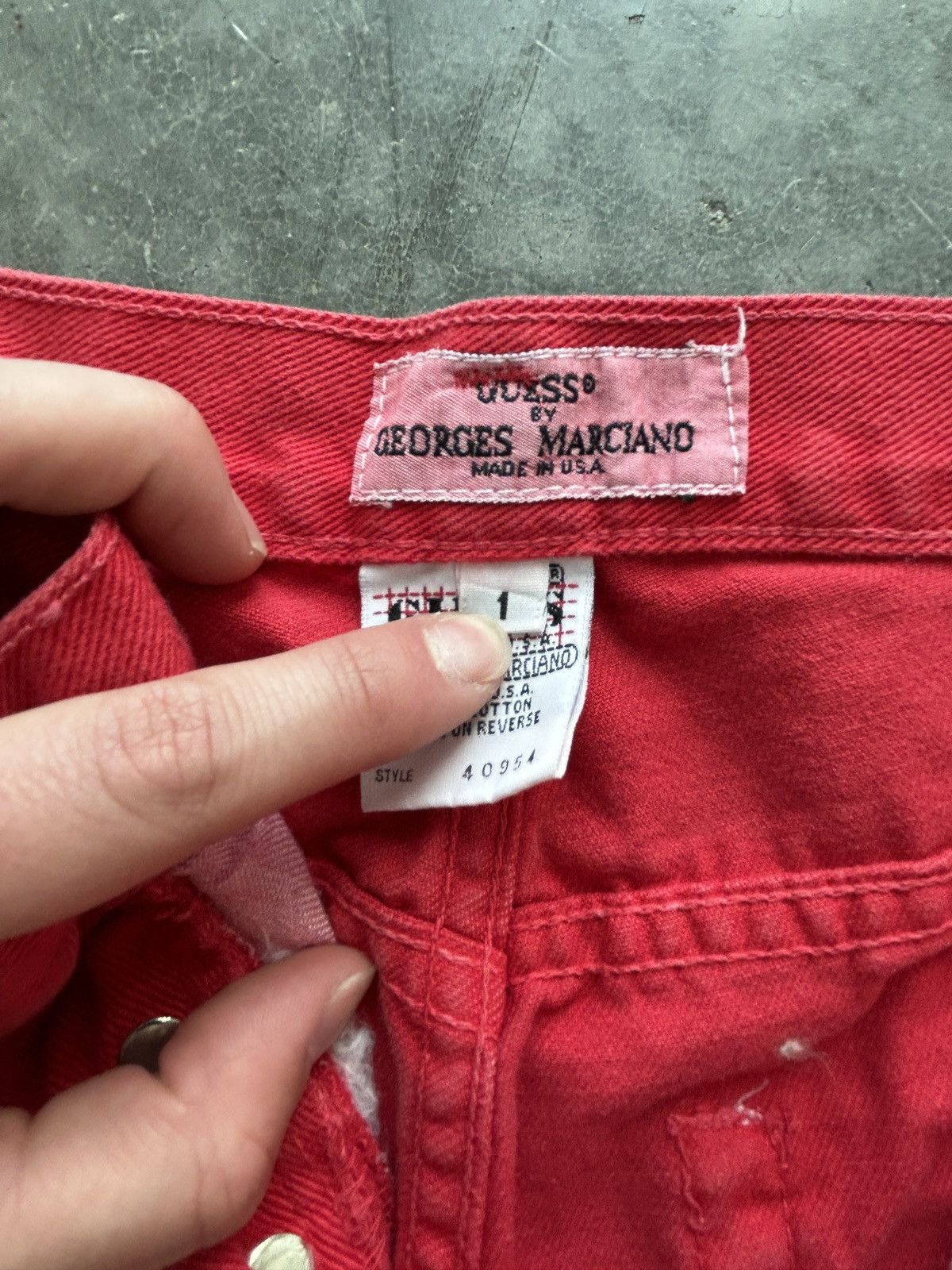 Guess × Vintage Vintage 90s Guess Red Denim Jean Shorts Size US 28 / EU 44 - 7 Thumbnail