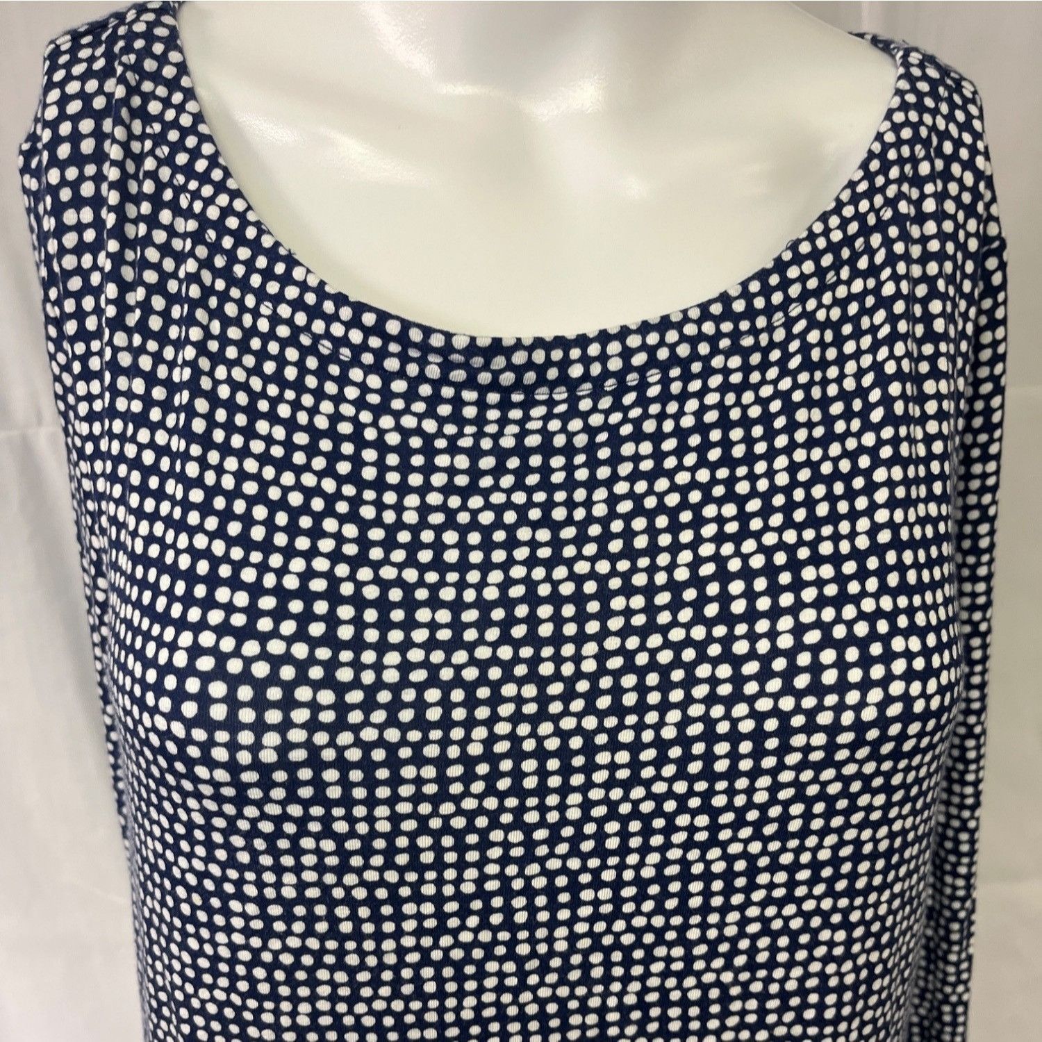 Vineyard Vines Vineyard Vine Women's Blue Dotted/Dress Shift Sz M SKU 4105 Size M / US 6-8 / IT 42-44 - 3 Thumbnail