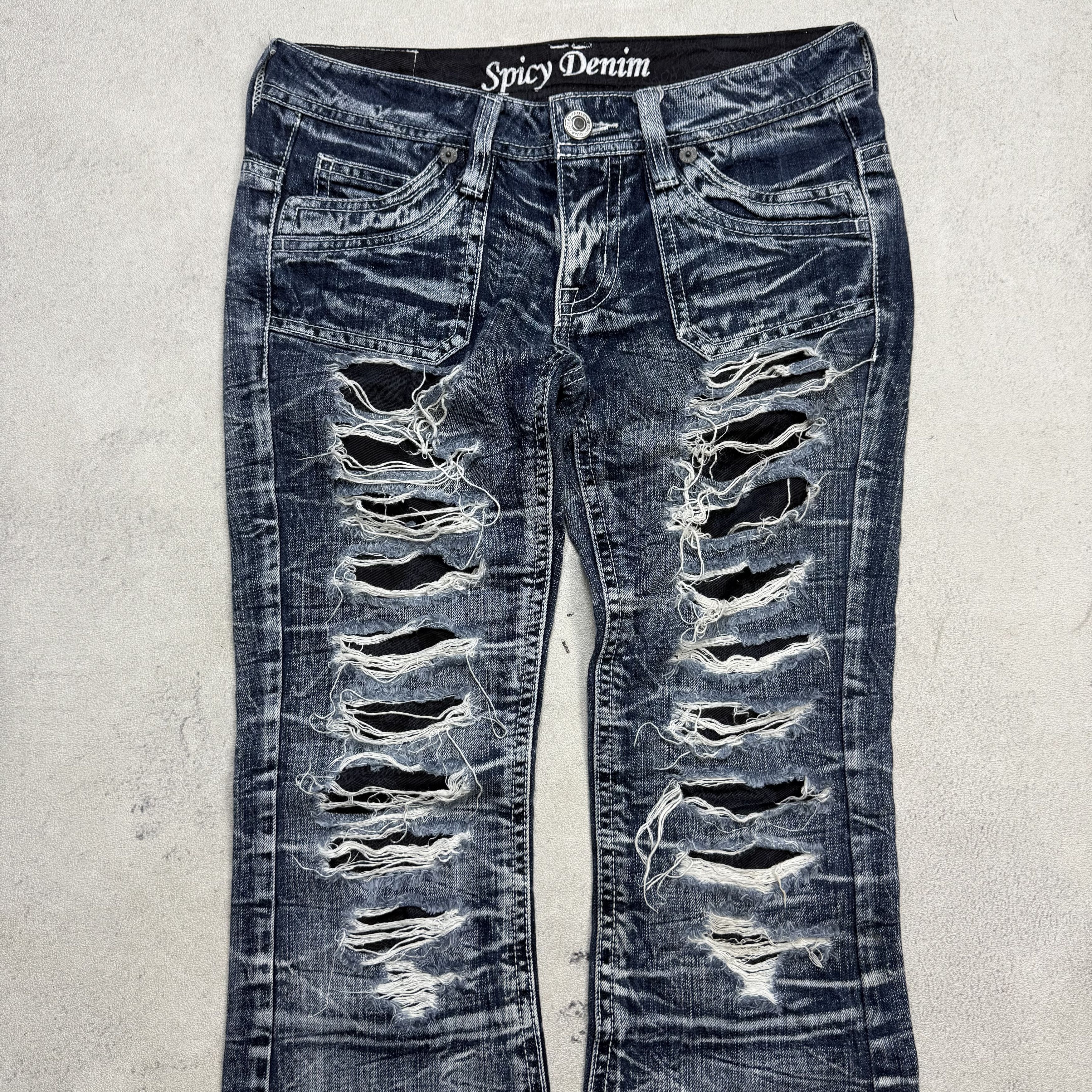 Japanese Brand Spicy Denim Flare Distressed Jeans Low Rise Size US 32 / EU 48 - 2 Thumbnail