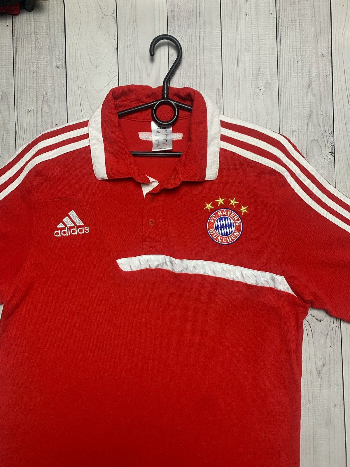 Adidas × Vintage Vintage adidas Bayern Munich soccer polo size M red Size US M / EU 48-50 / 2 - 2 Thumbnail