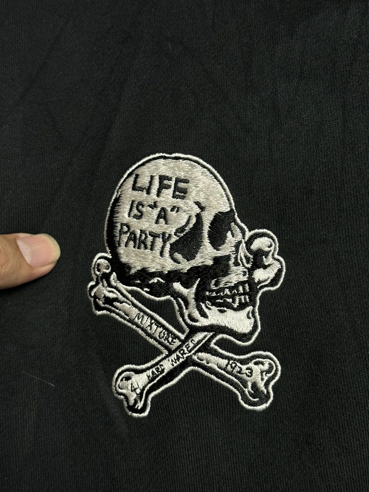 Japanese Brand Velvet Hoodie Skulls Bones life is a party Size US M / EU 48-50 / 2 - 5 Thumbnail