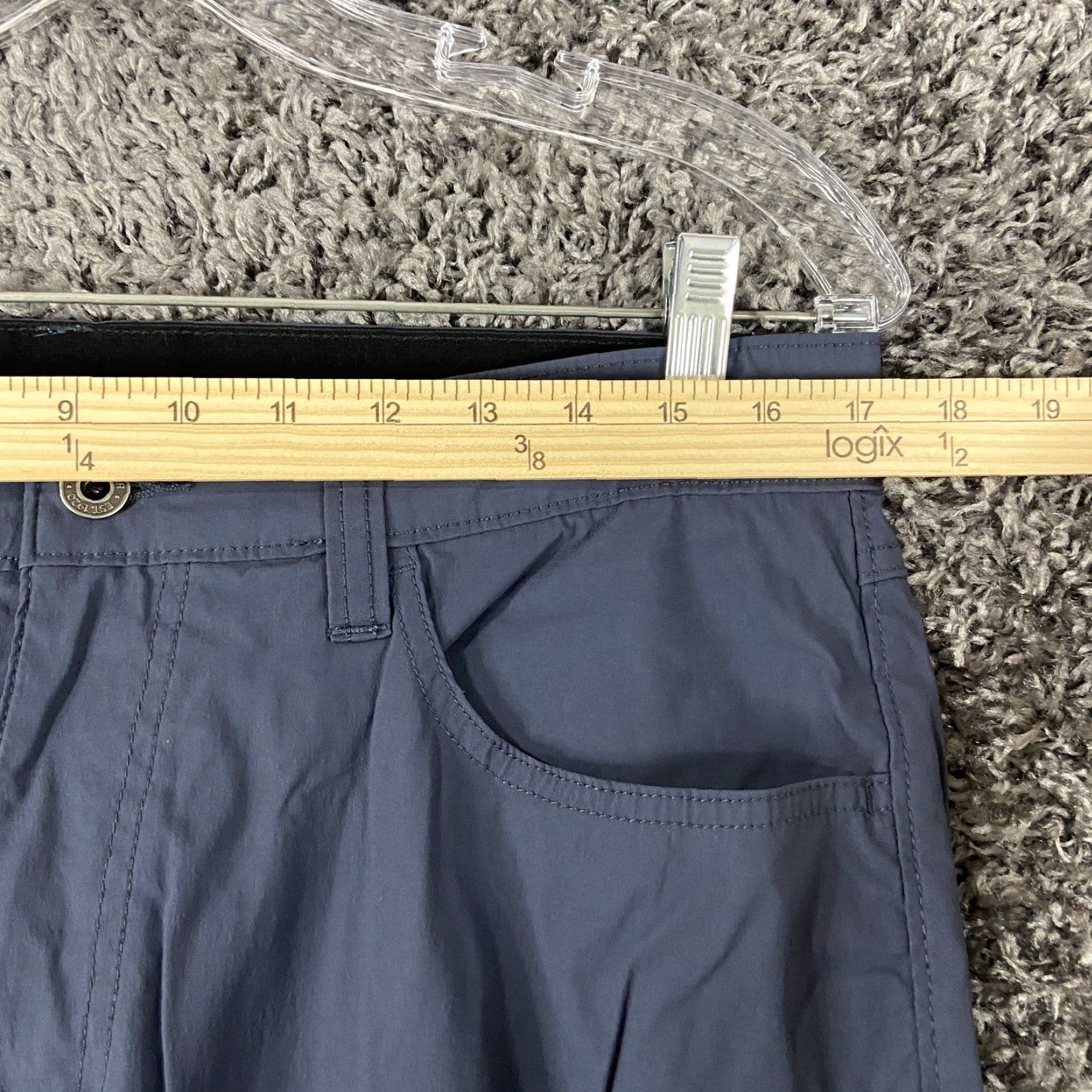 Eddie Bauer Eddie Bauer Blue Outdoor Pants Men’s 34x28 Pants Chino 34 28 Men Blue Outdoor Eddie Bauer Women? No. Size US 34 / EU 50 - 7 Thumbnail