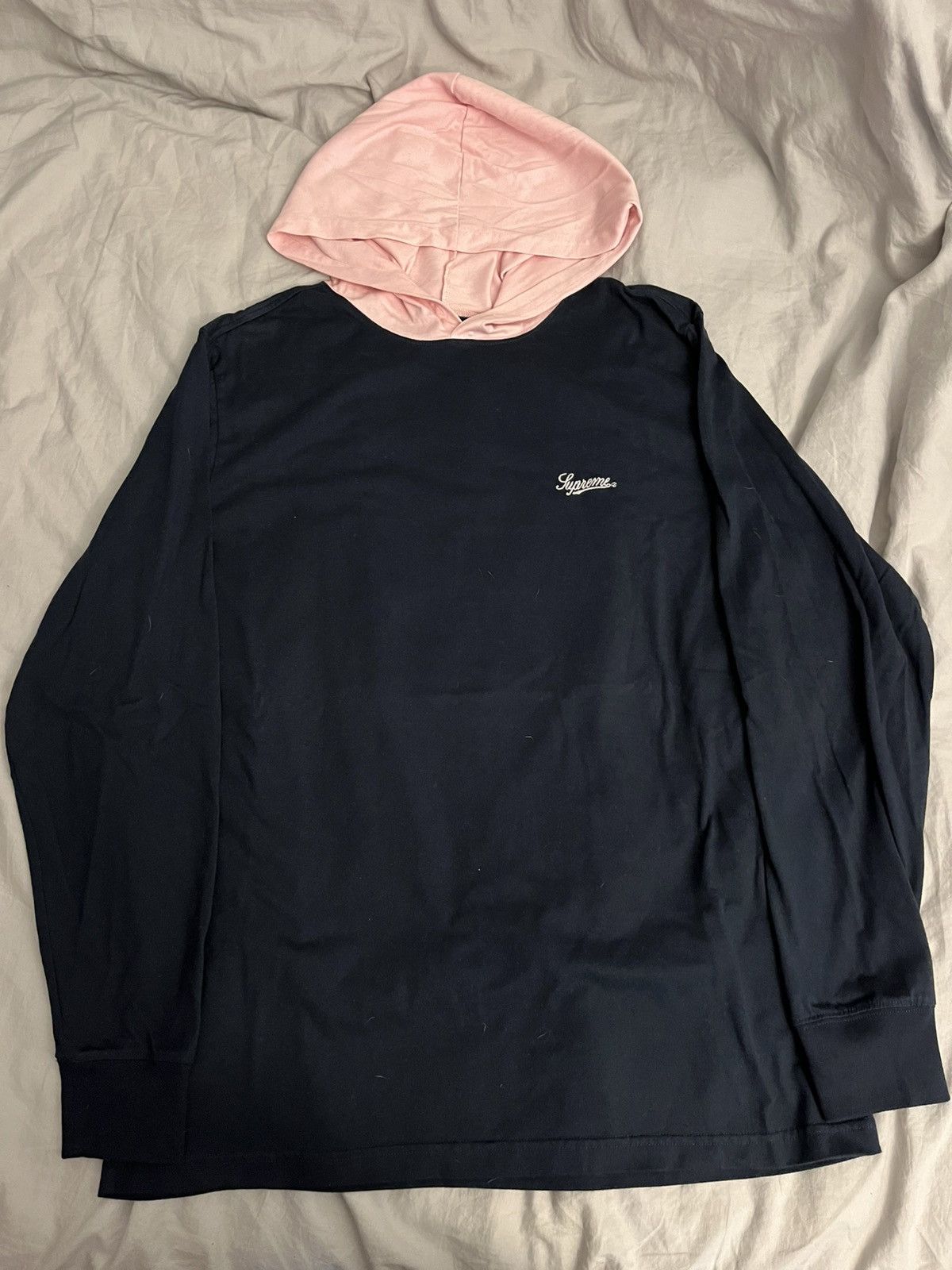 Supreme Supreme navy blue pink hooded long sleeve Size US L / EU 52-54 / 3 - 1 Thumbnail