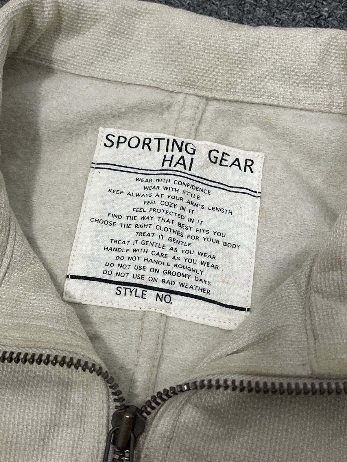 Hai Sporting Gear Vintage 90s Hai Sporting gear Issey Miyake Vest Size US L / EU 52-54 / 3 - 5 Thumbnail