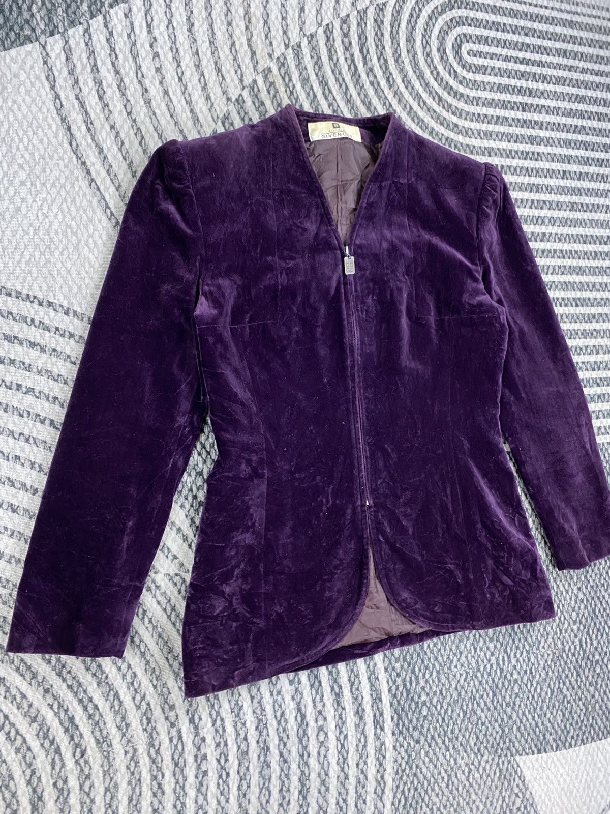 Givenchy Vintage Givenchy Boutiques Collection Velvet Zipper Jacket Size M / US 6-8 / IT 42-44 - 3 Thumbnail