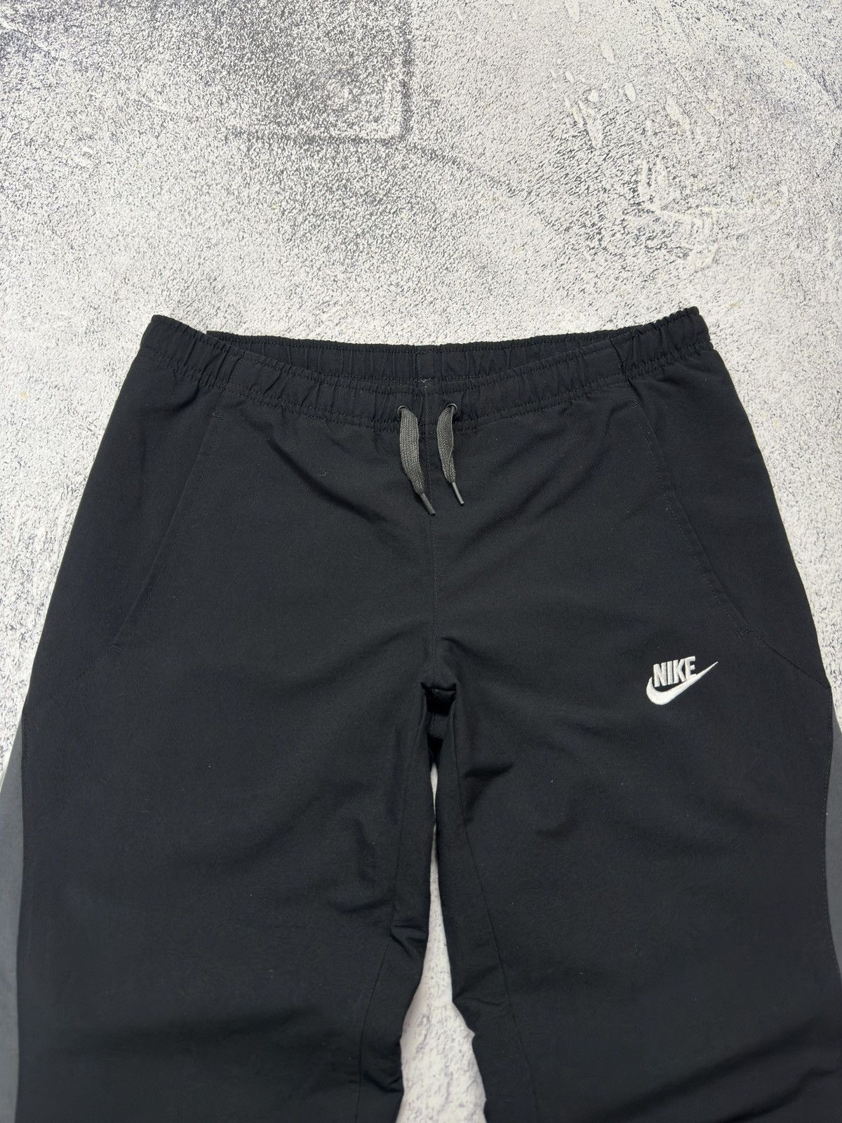 Nike OOs Nike Vintage Nylon Baggy Swoosh Parachute Pants Size US 32 / EU 48 - 5 Thumbnail