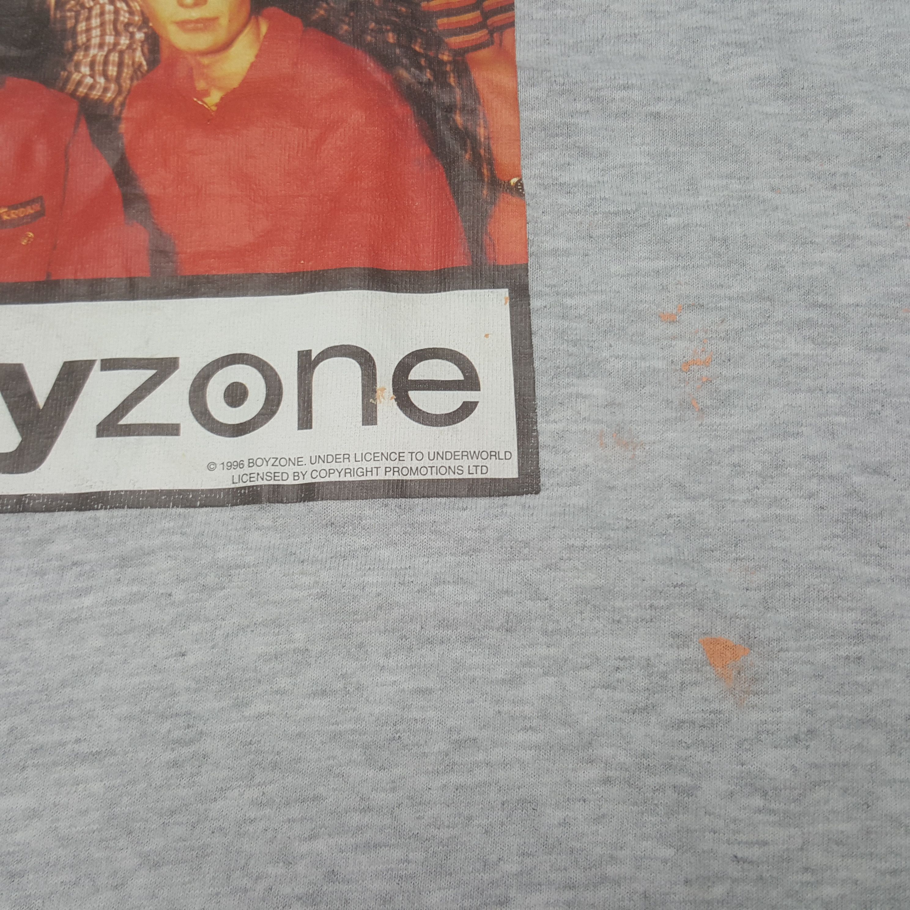 Vintage Vintage Boyzone Tshirt Size US S / EU 44-46 / 1 - 7 Thumbnail