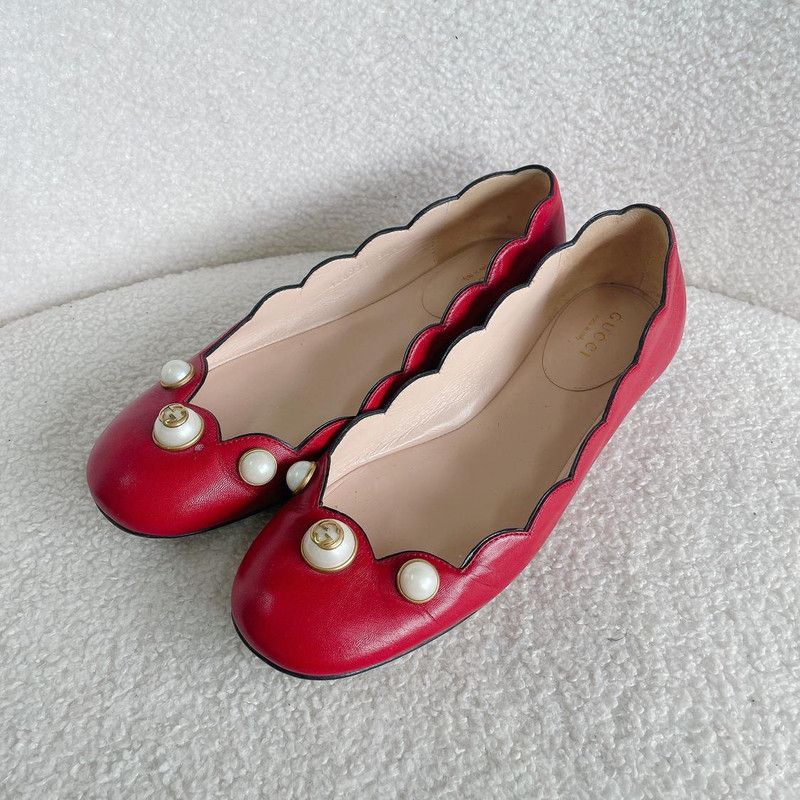 Gucci Gucci Red Leather Fashion Flats with Pearls 0079 Size US 6.5 / EU 39-40 - 1 Thumbnail