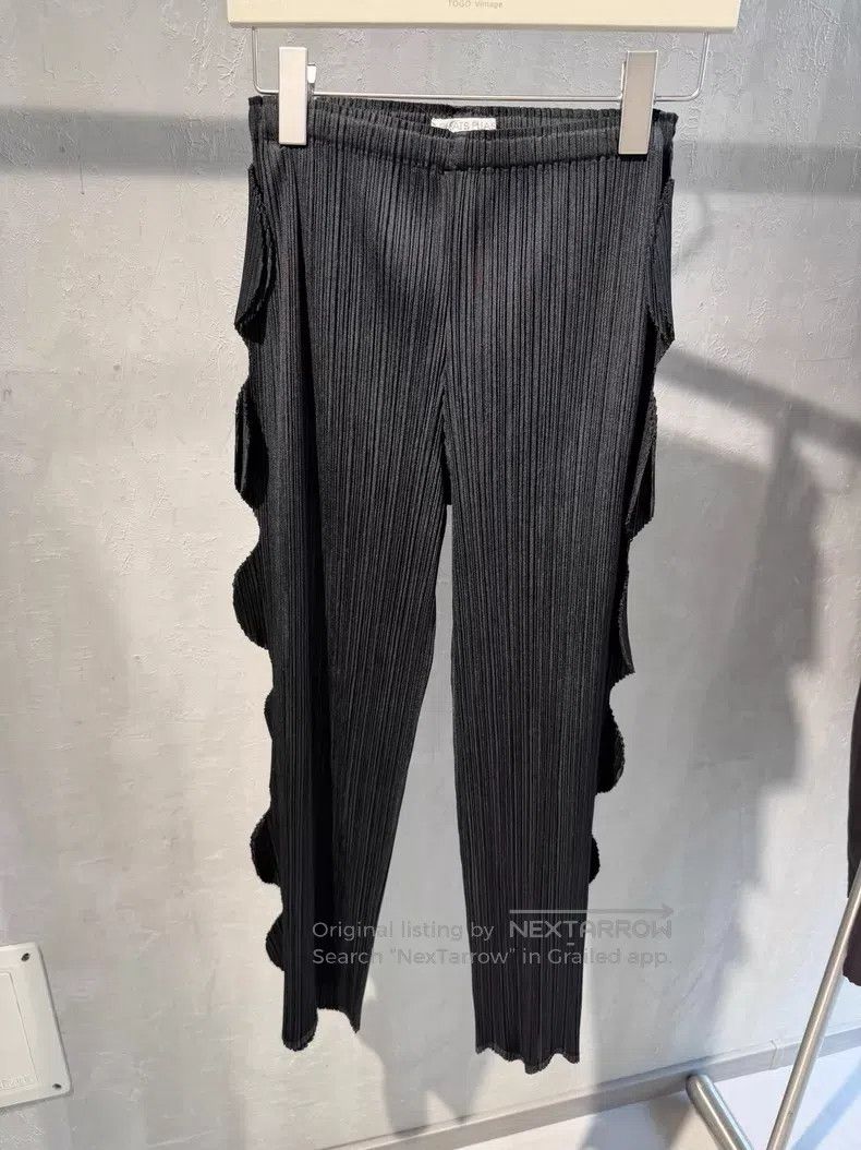 Issey Miyake Issey Miyake SIZE:1 Ruched Pants Size 42" / US 20 - 1 Thumbnail