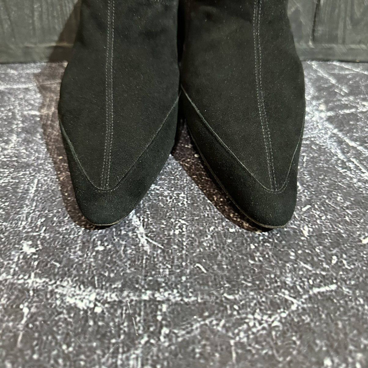 Gucci GUCCI - Women’s Black Suede Heels pumps Size 35C Size US 5 / IT 35 - 7 Thumbnail