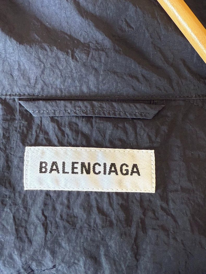 Balenciaga Balenciaga size 34 Black body with fluorescent green stitc Size XS / US 0-2 / IT 36-38 - 4 Thumbnail