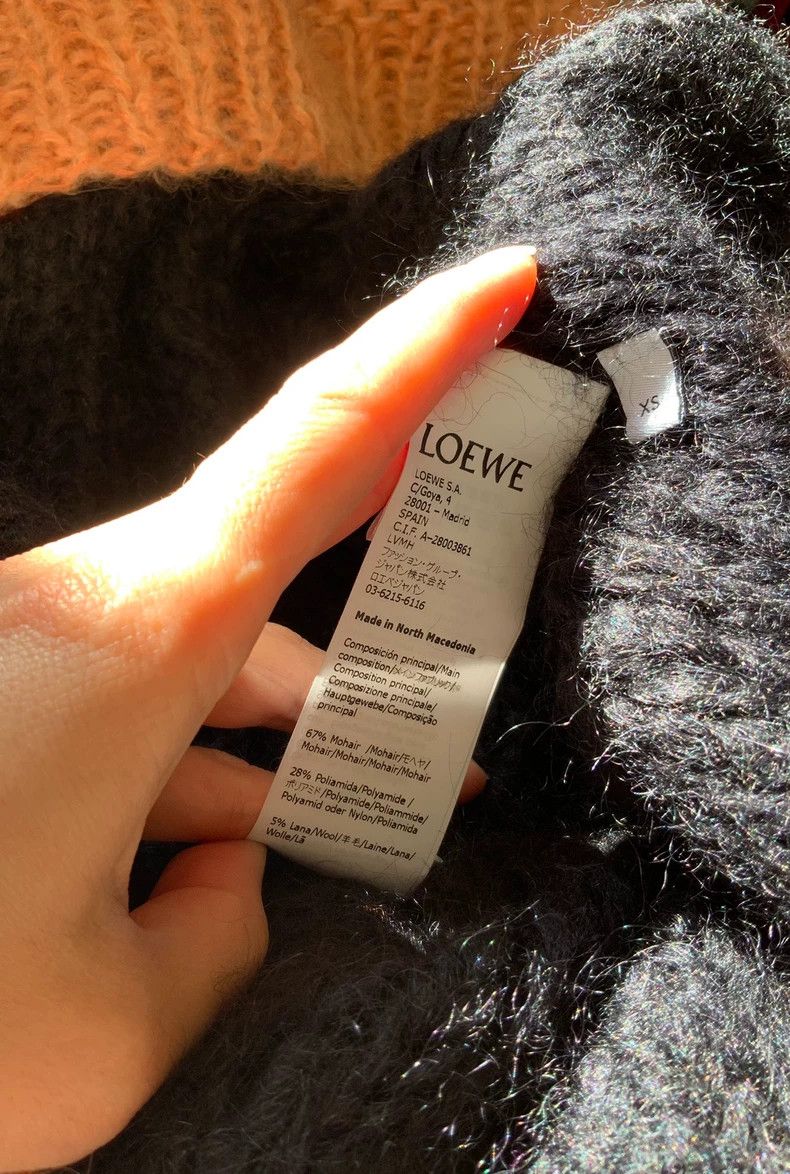 Loewe LOEWE New York wears a big sweater Size XS / US 0-2 / IT 36-38 - 4 Thumbnail