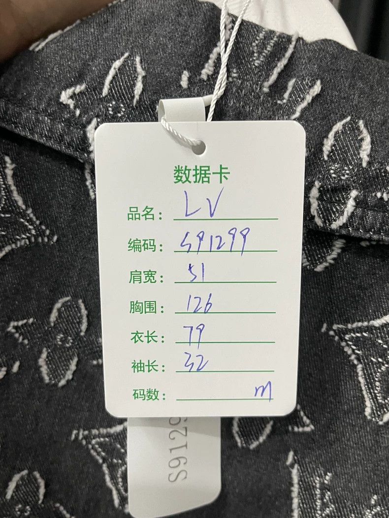 Louis Vuitton Louis Vuitton Floral with short sleeves denim jacket Size US M / EU 48-50 / 2 - 7 Thumbnail