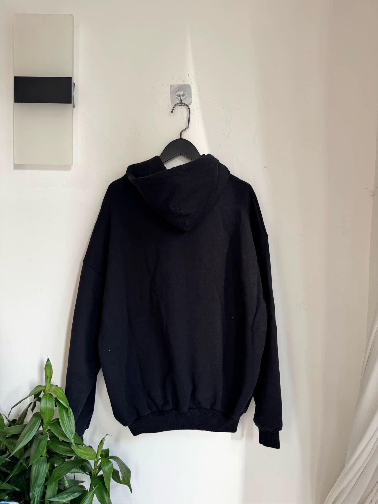 Balenciaga balenciaga black hoodie with colorful logo Size US XS / EU 42 / 0 - 4 Thumbnail
