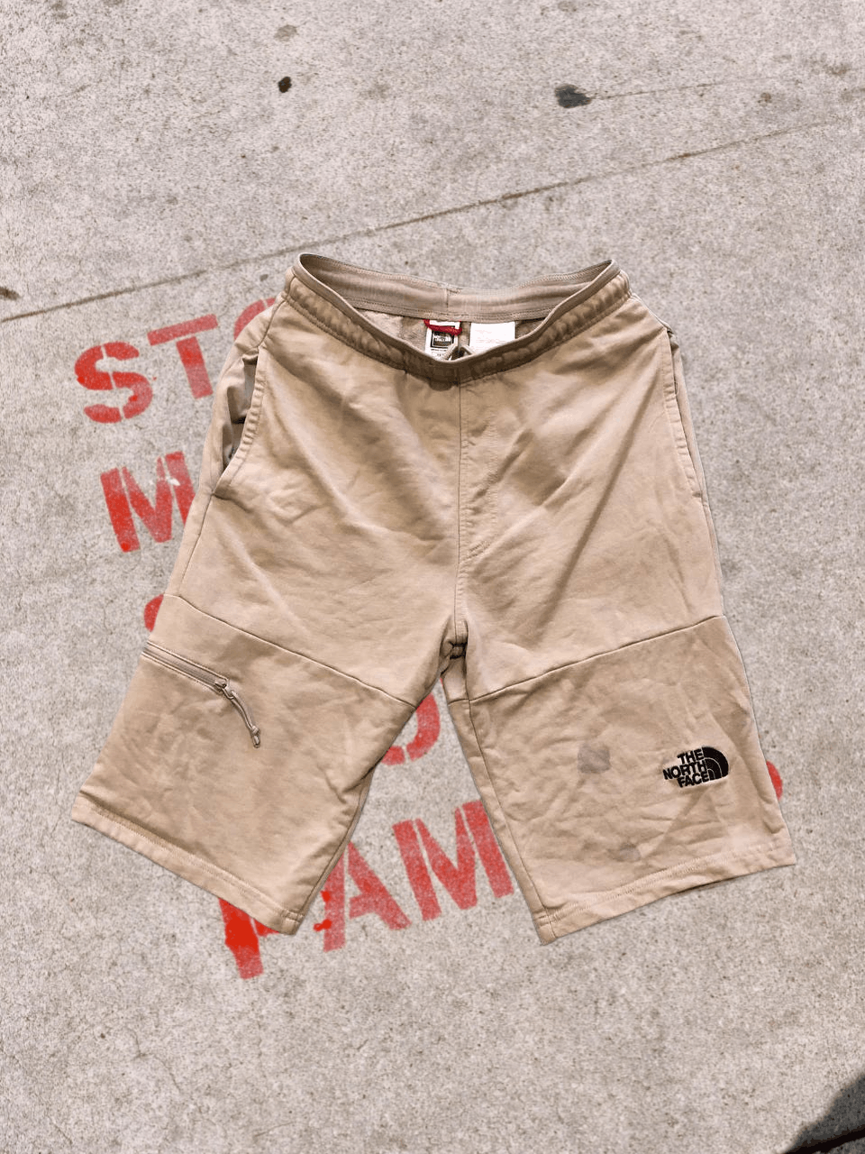The North Face Vintage North Face Shorts Size US 28 / EU 44 - 1 Thumbnail